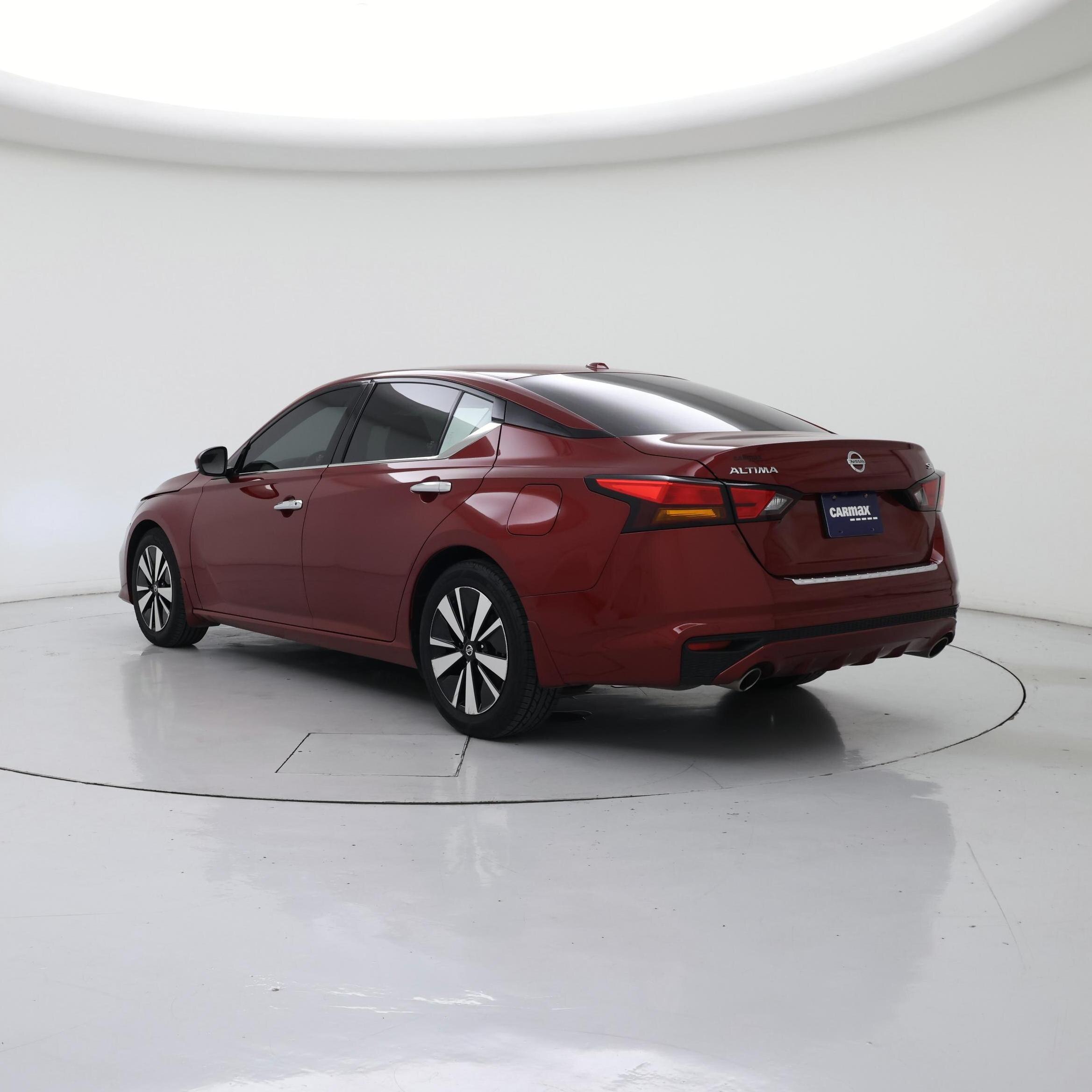 Thumbnail: 2022 Nissan Altima - 2