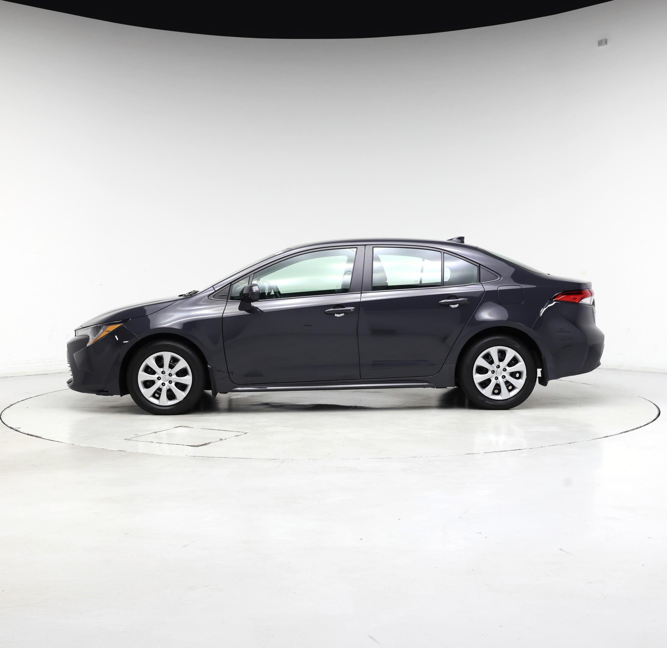 Thumbnail: 2024 Toyota Corolla - 3
