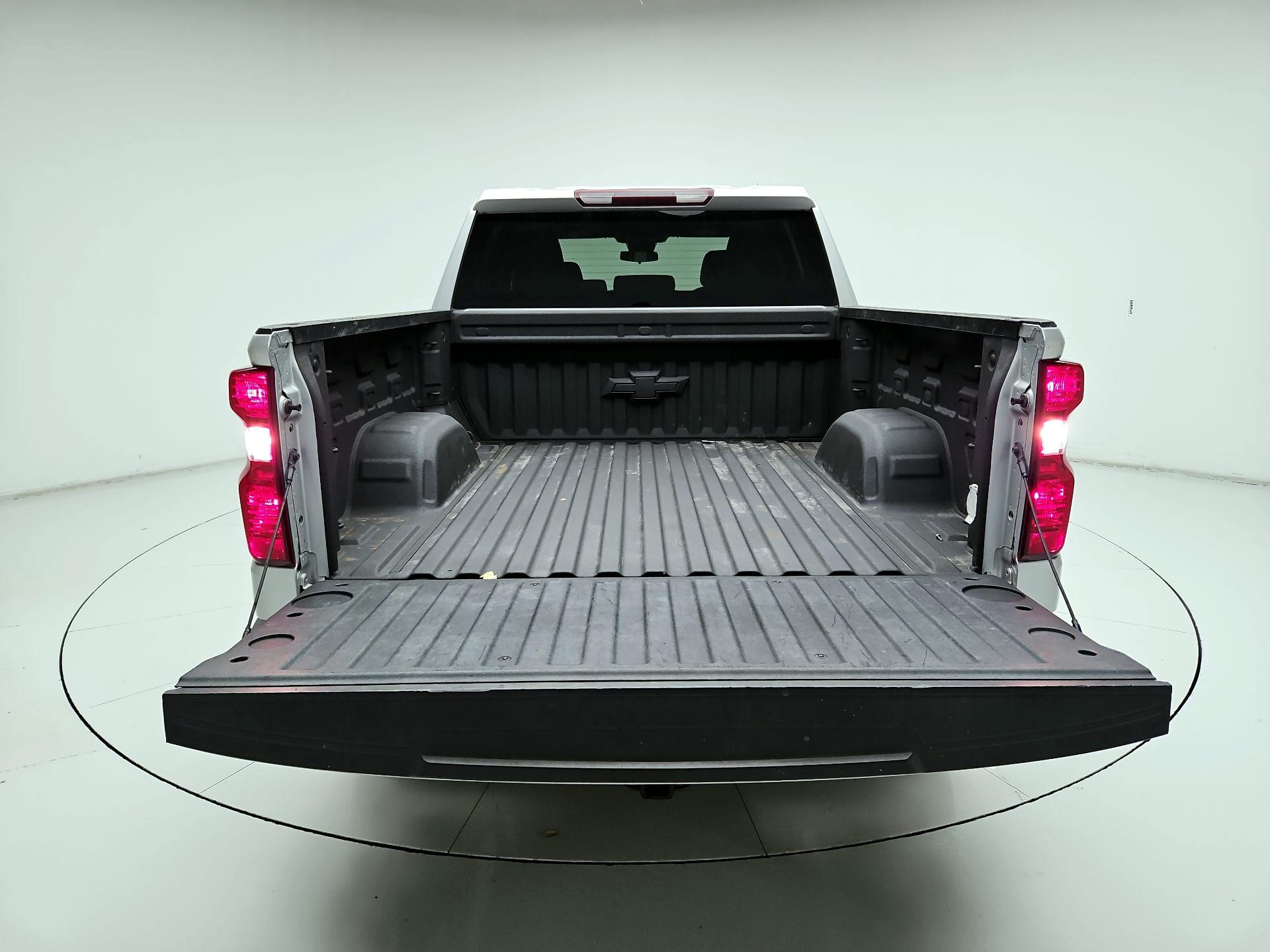 Thumbnail: 2022 Chevrolet Silverado 1500 - 18