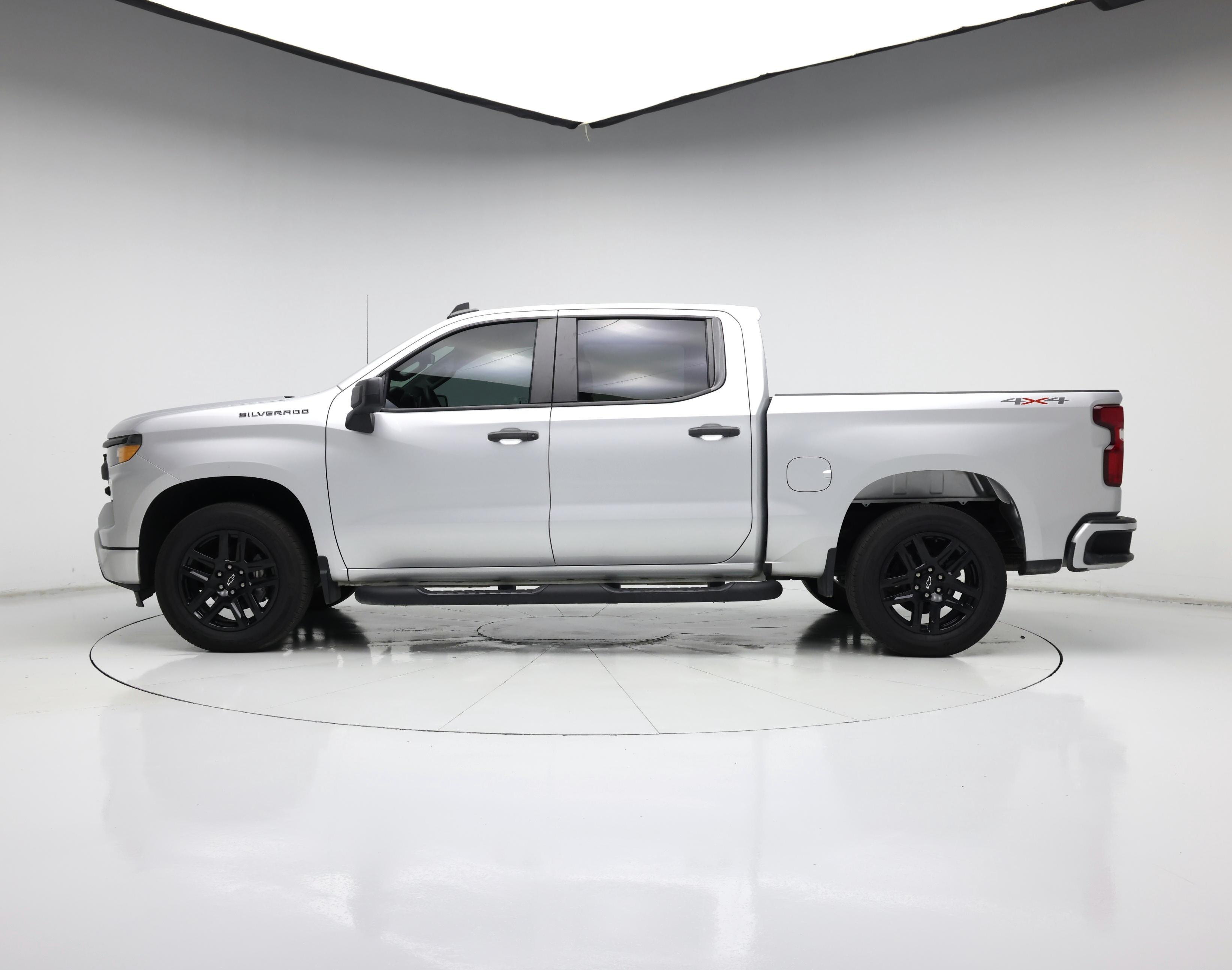 Thumbnail: 2022 Chevrolet Silverado 1500 - 3
