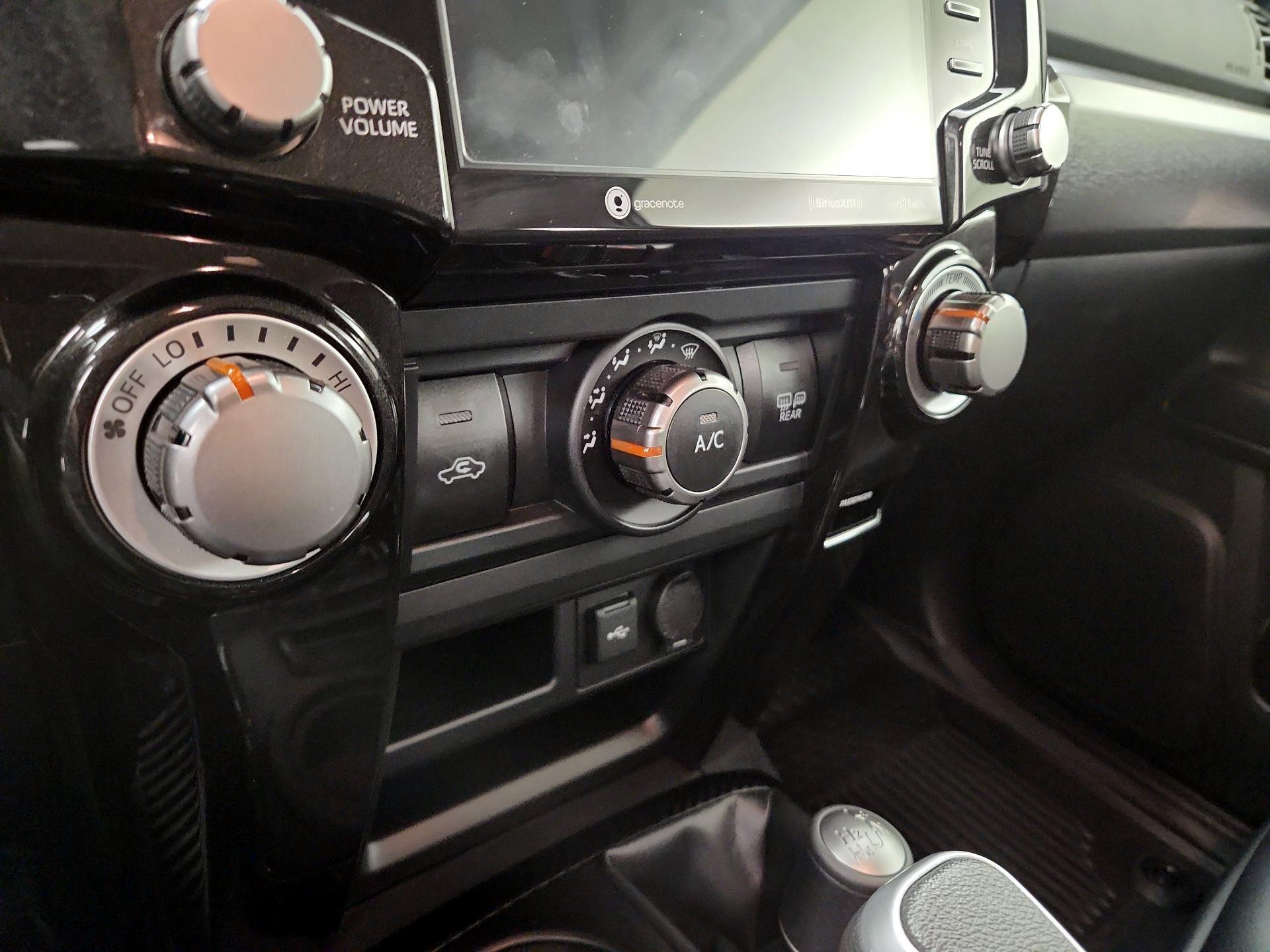 Thumbnail: 2024 Toyota 4Runner - 14