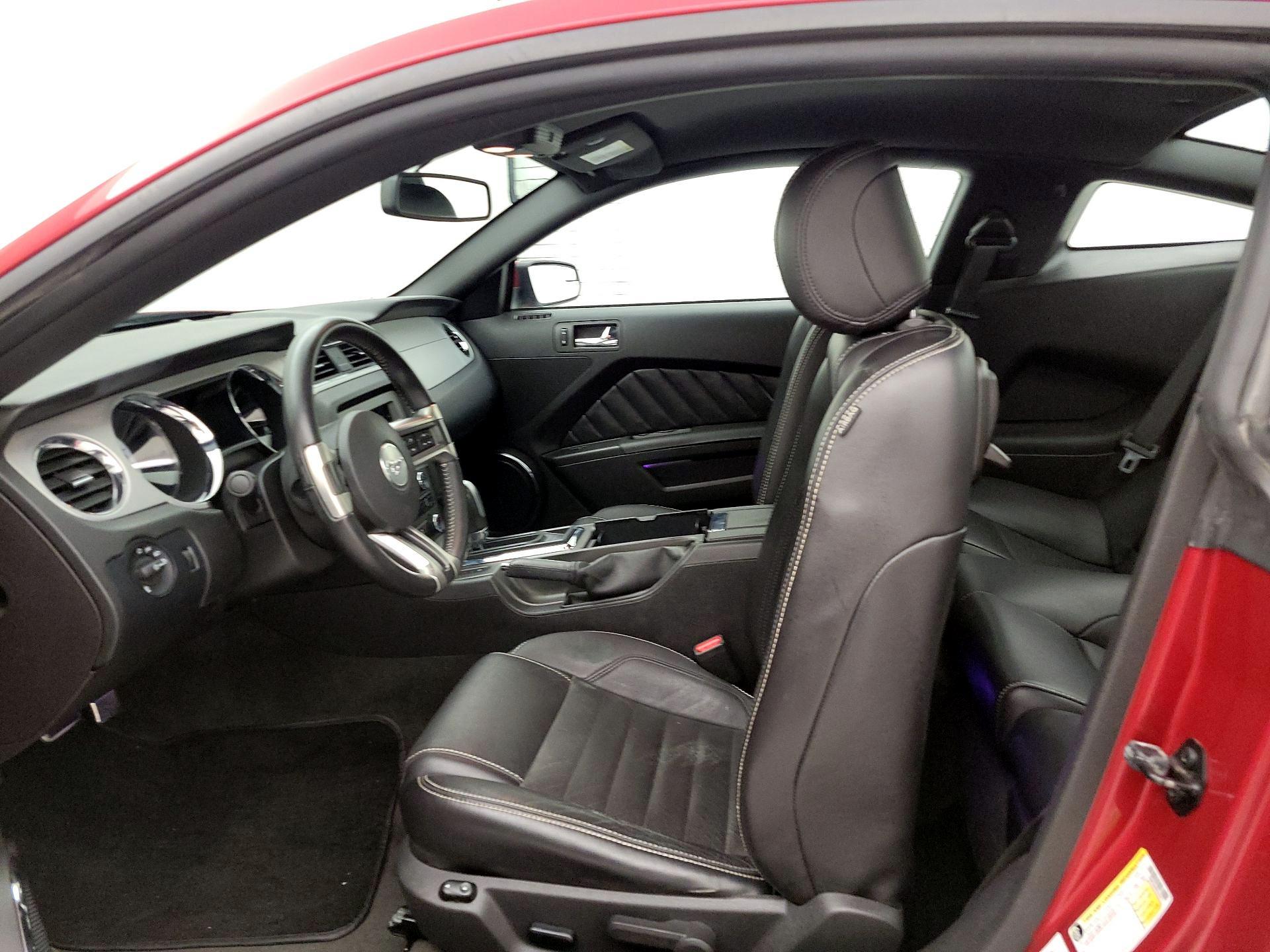 Thumbnail: 2013 Ford Mustang - 11