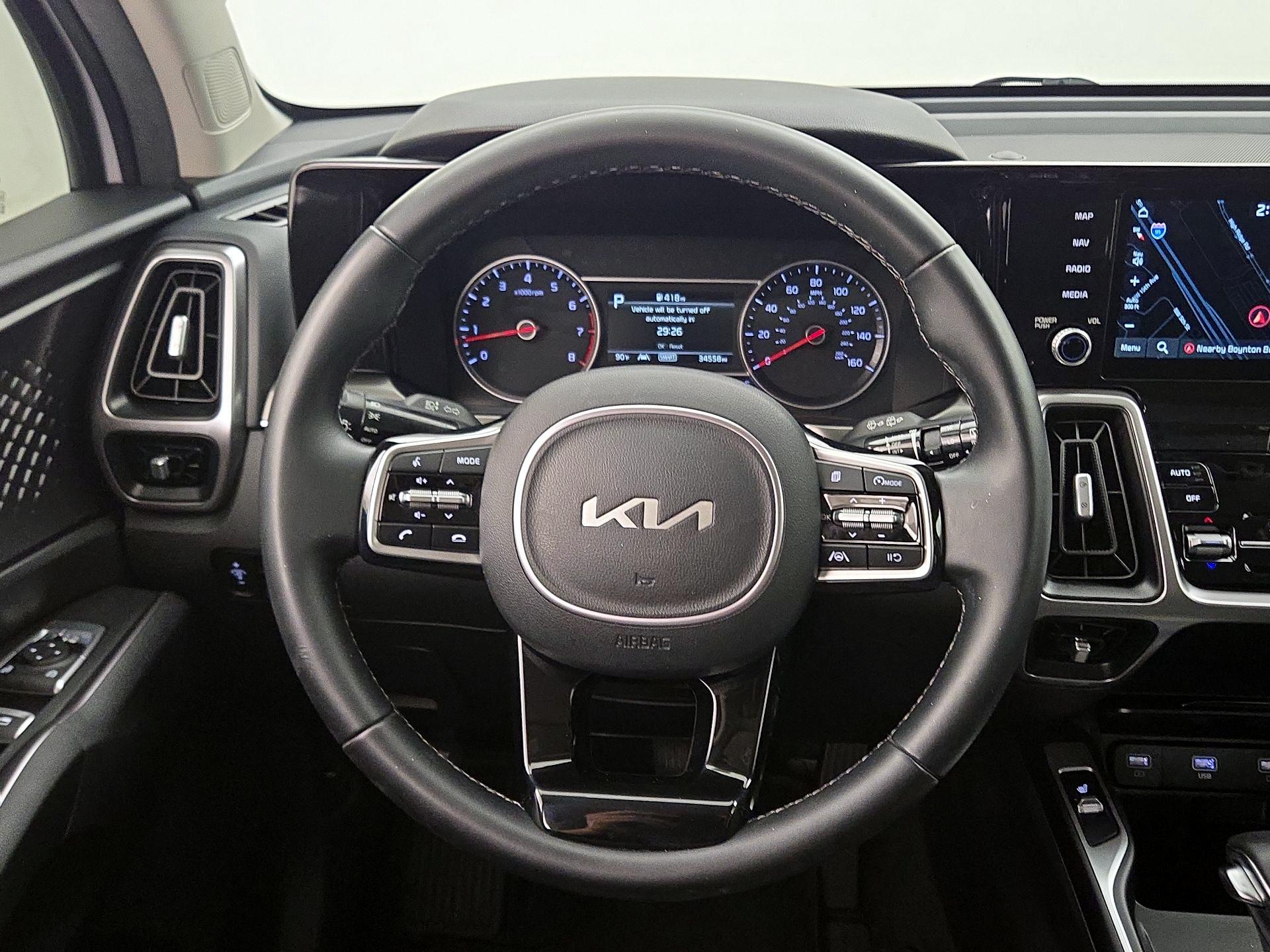 Thumbnail: 2022 Kia Sorento - 10