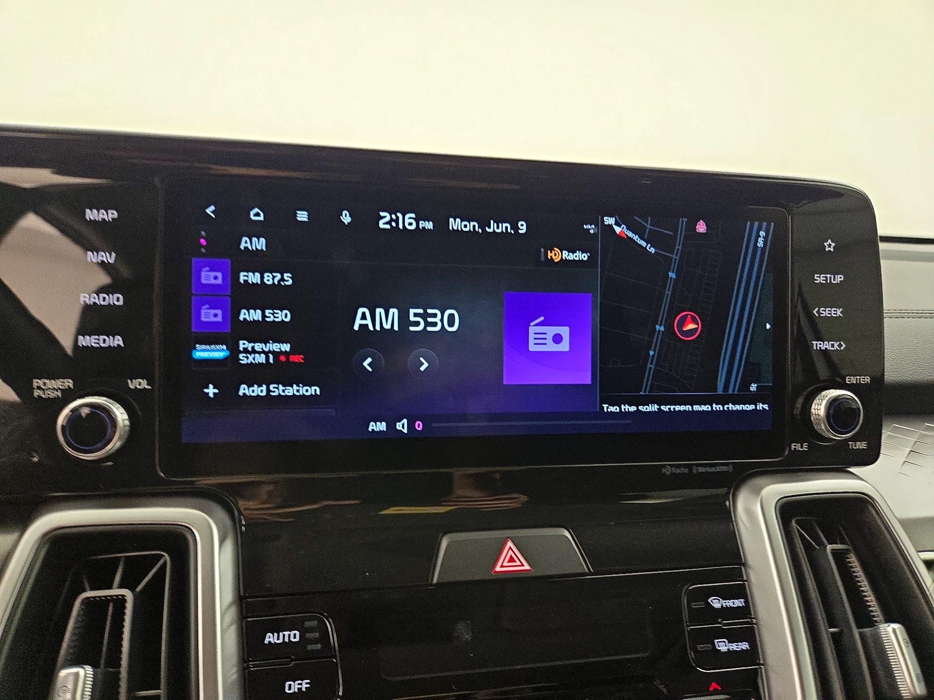 Thumbnail: 2022 Kia Sorento - 16