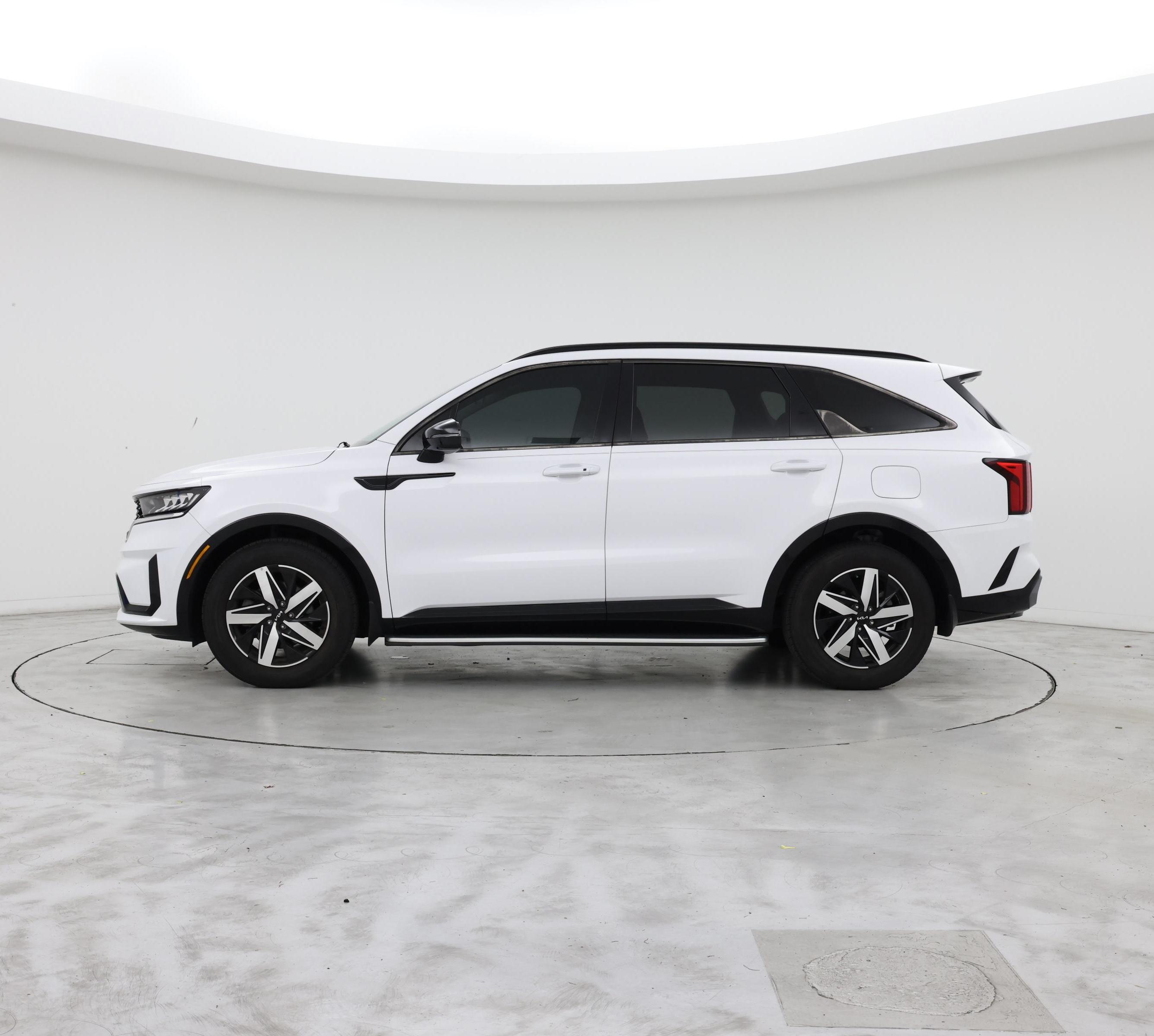 Thumbnail: 2022 Kia Sorento - 3