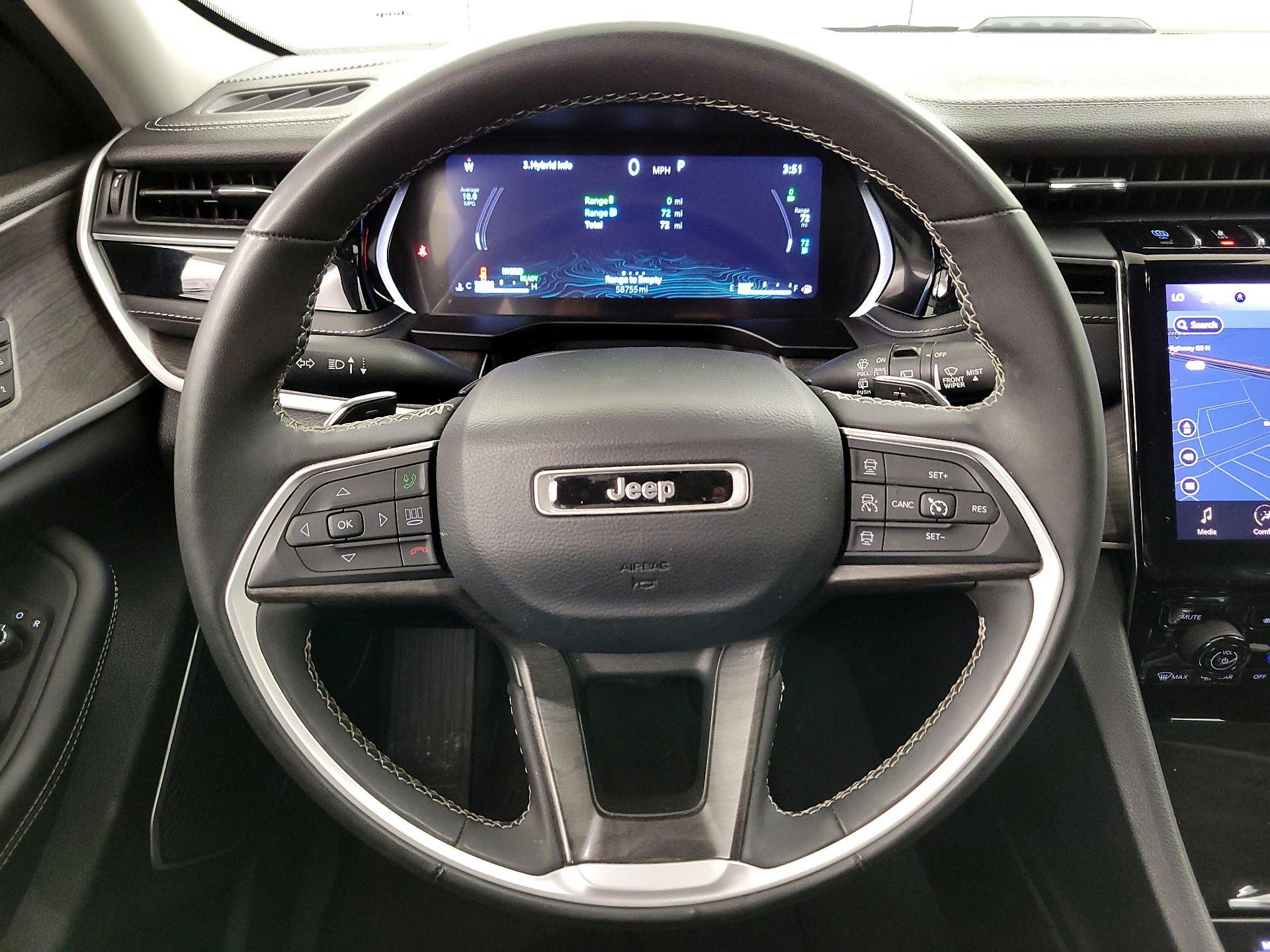 Thumbnail: 2023 Jeep Grand Cherokee - 10