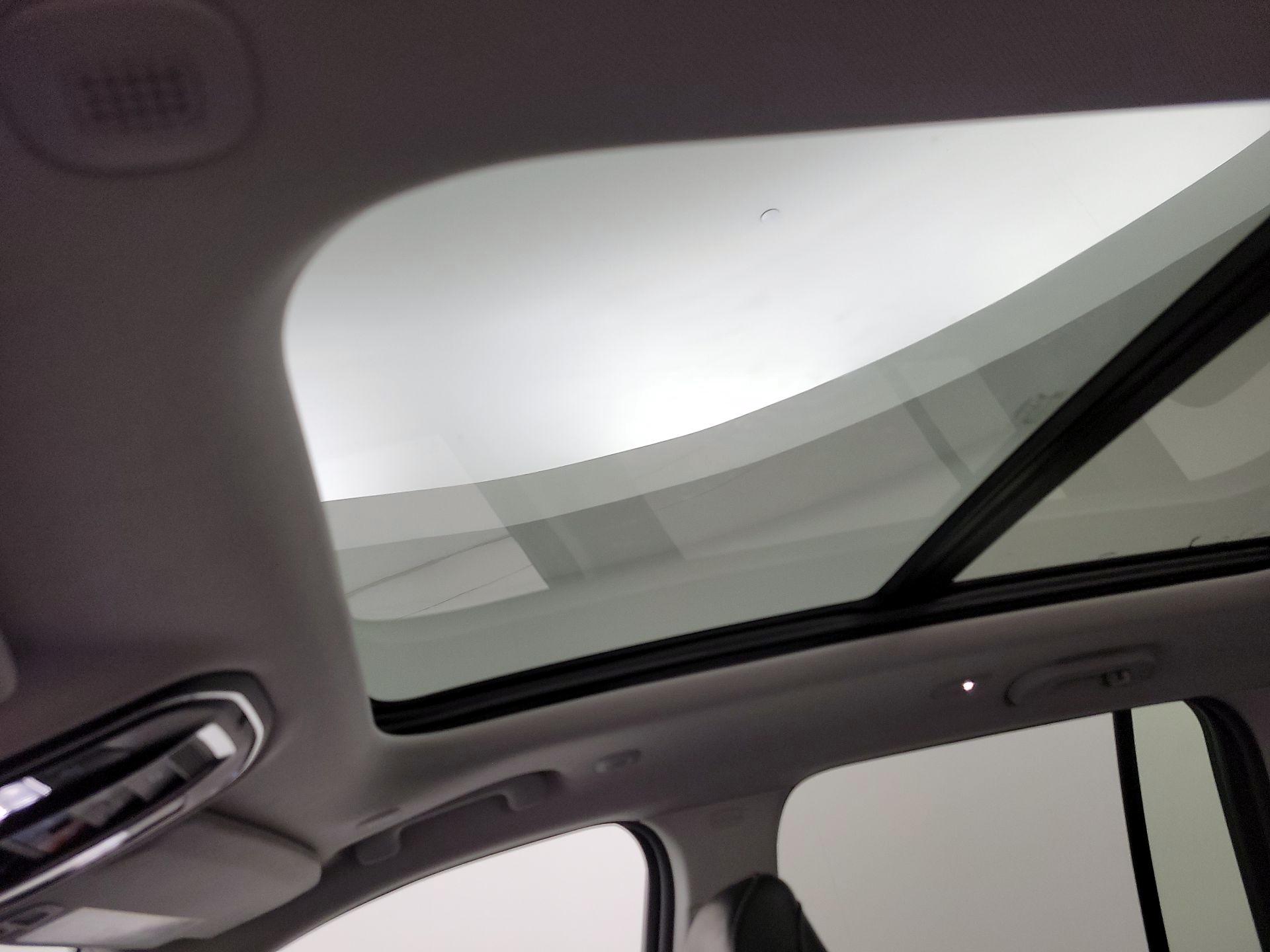 Thumbnail: 2023 Jeep Grand Cherokee - 20