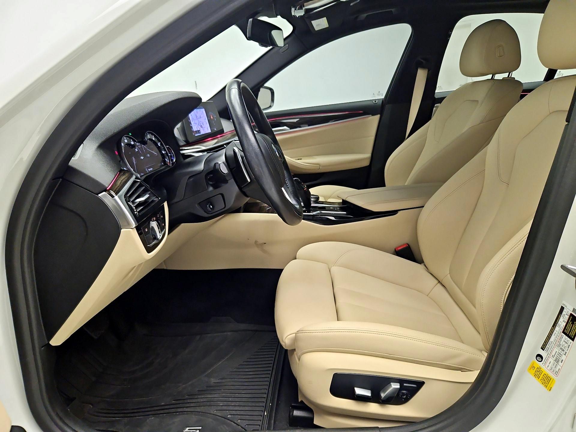 Thumbnail: 2018 BMW 5 Series - 11