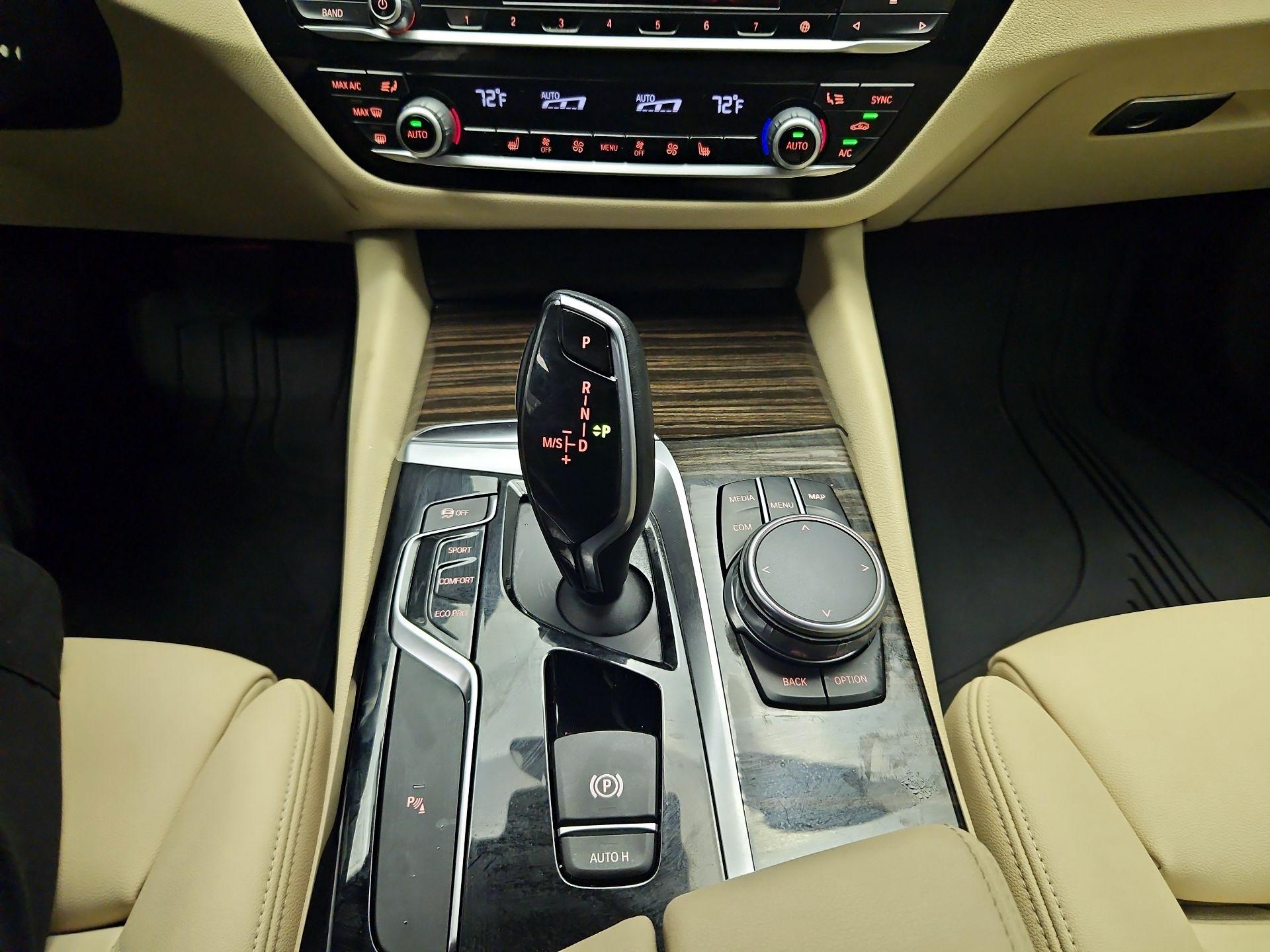 Thumbnail: 2018 BMW 5 Series - 17