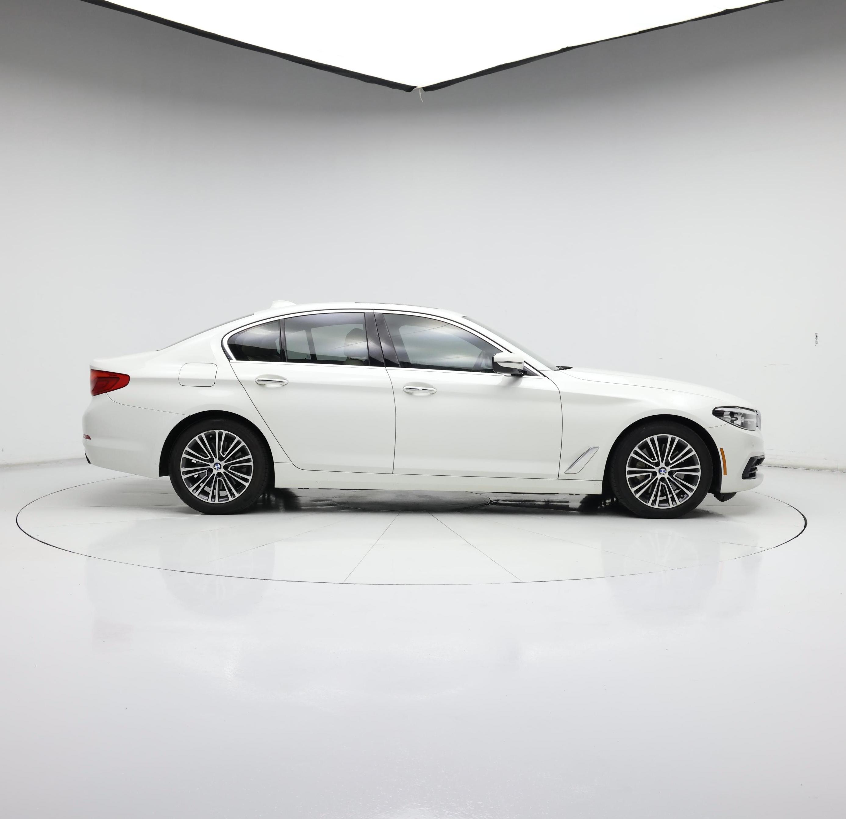 Thumbnail: 2018 BMW 5 Series - 7