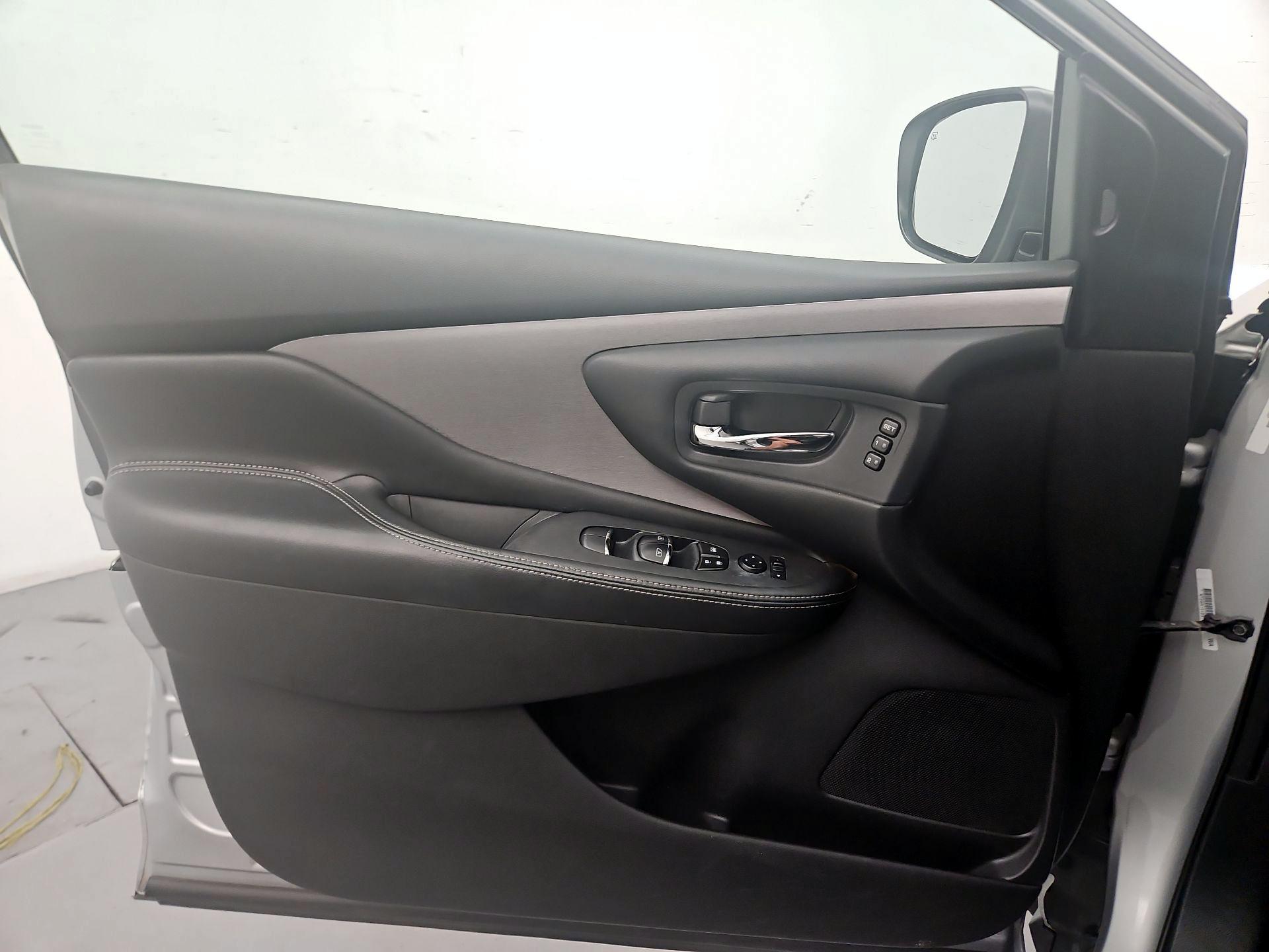 Thumbnail: 2019 Nissan Murano - 10