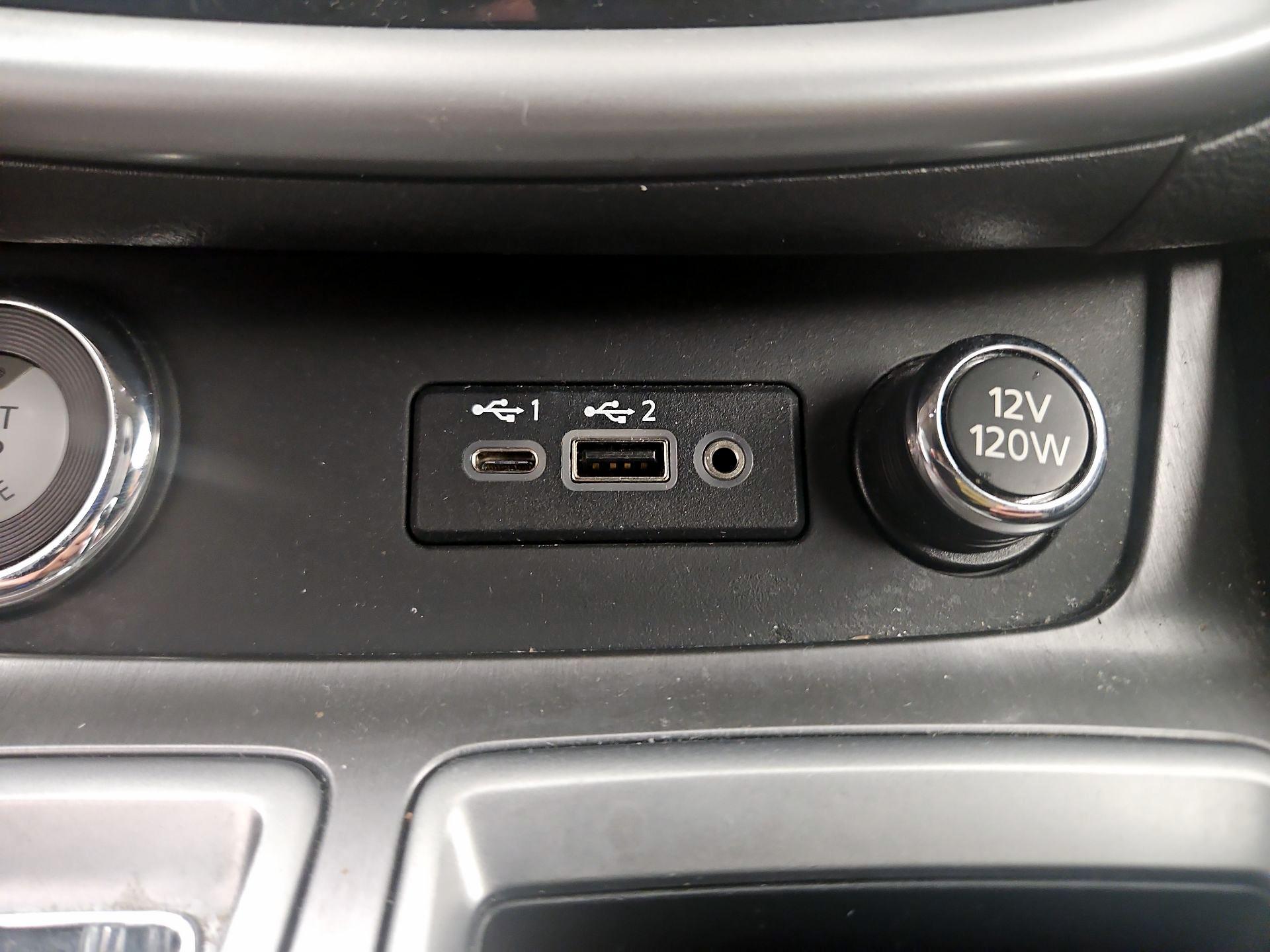 Thumbnail: 2019 Nissan Murano - 16