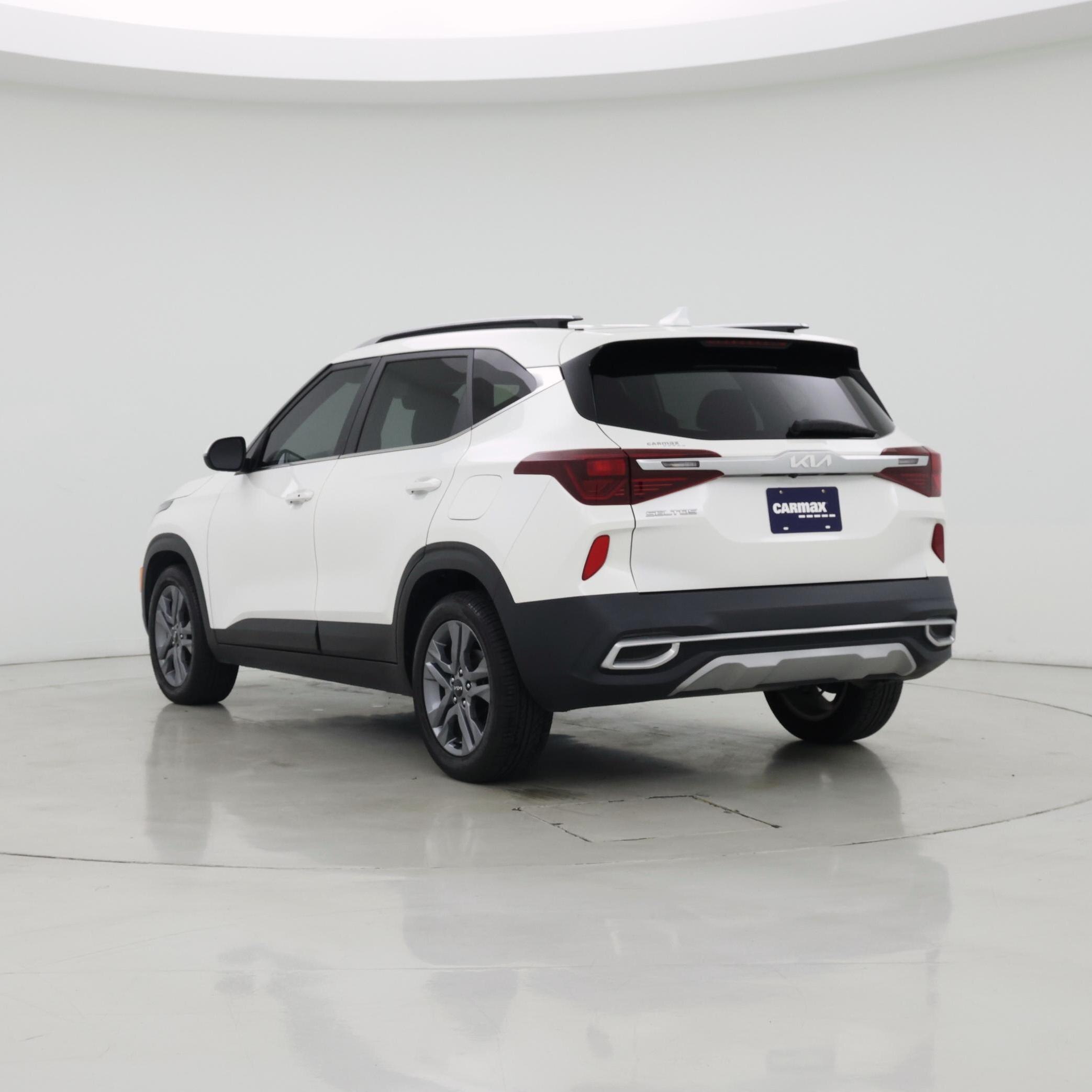 Thumbnail: 2022 Kia Seltos - 2