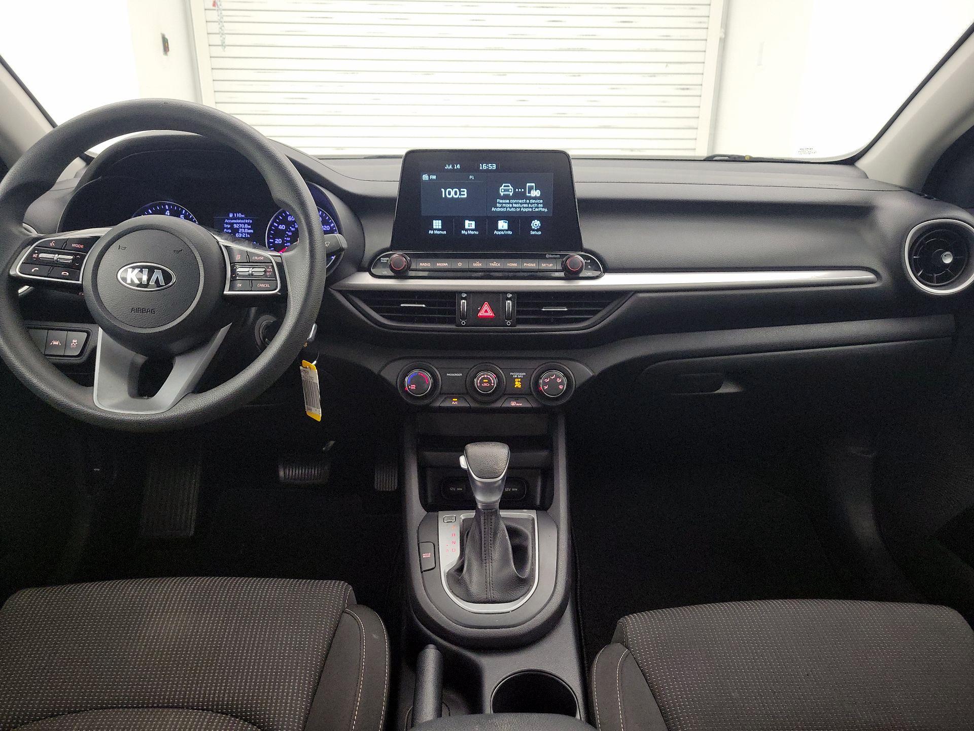 Thumbnail: 2020 Kia Forte - 9