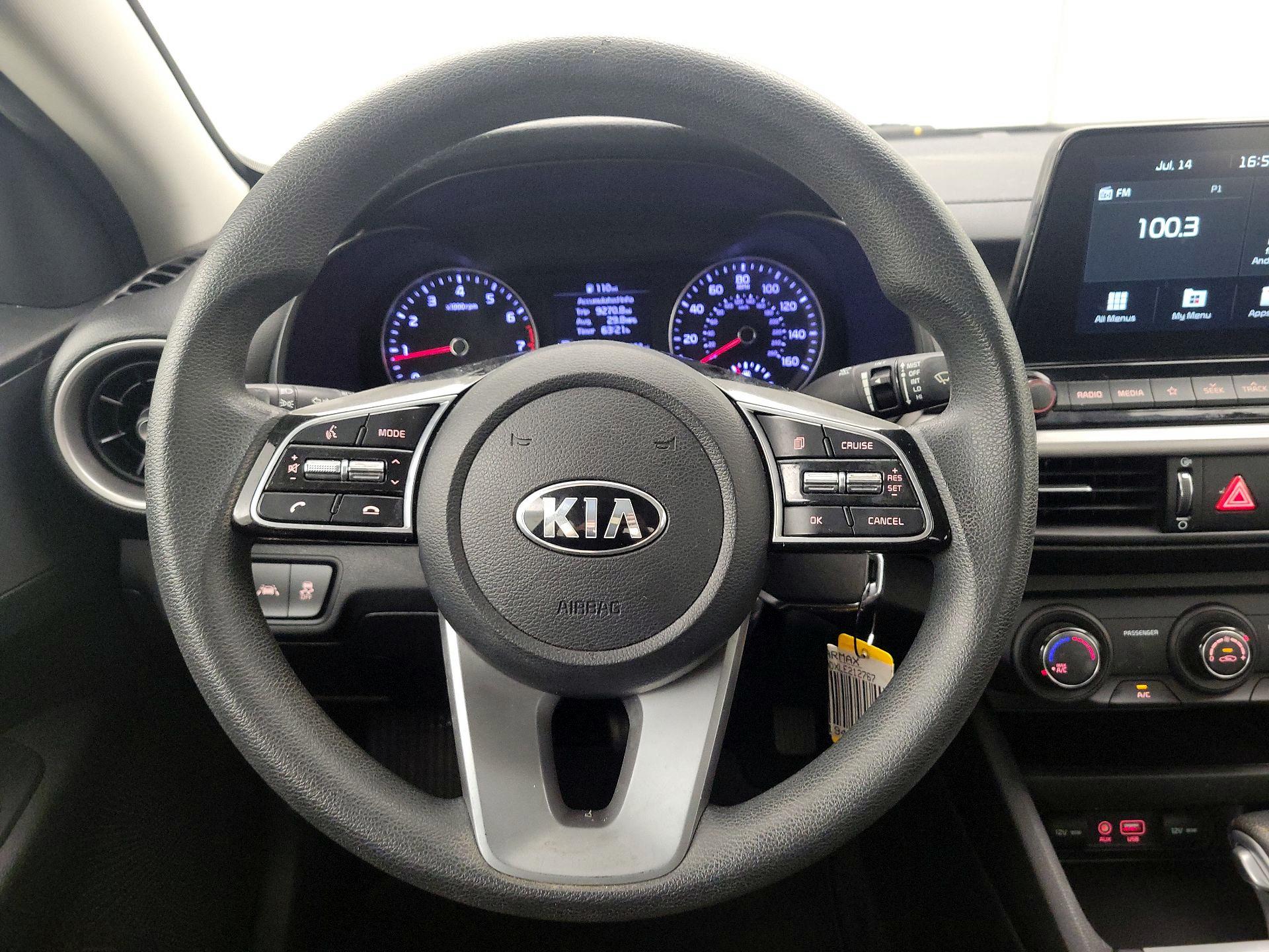 Thumbnail: 2020 Kia Forte - 10