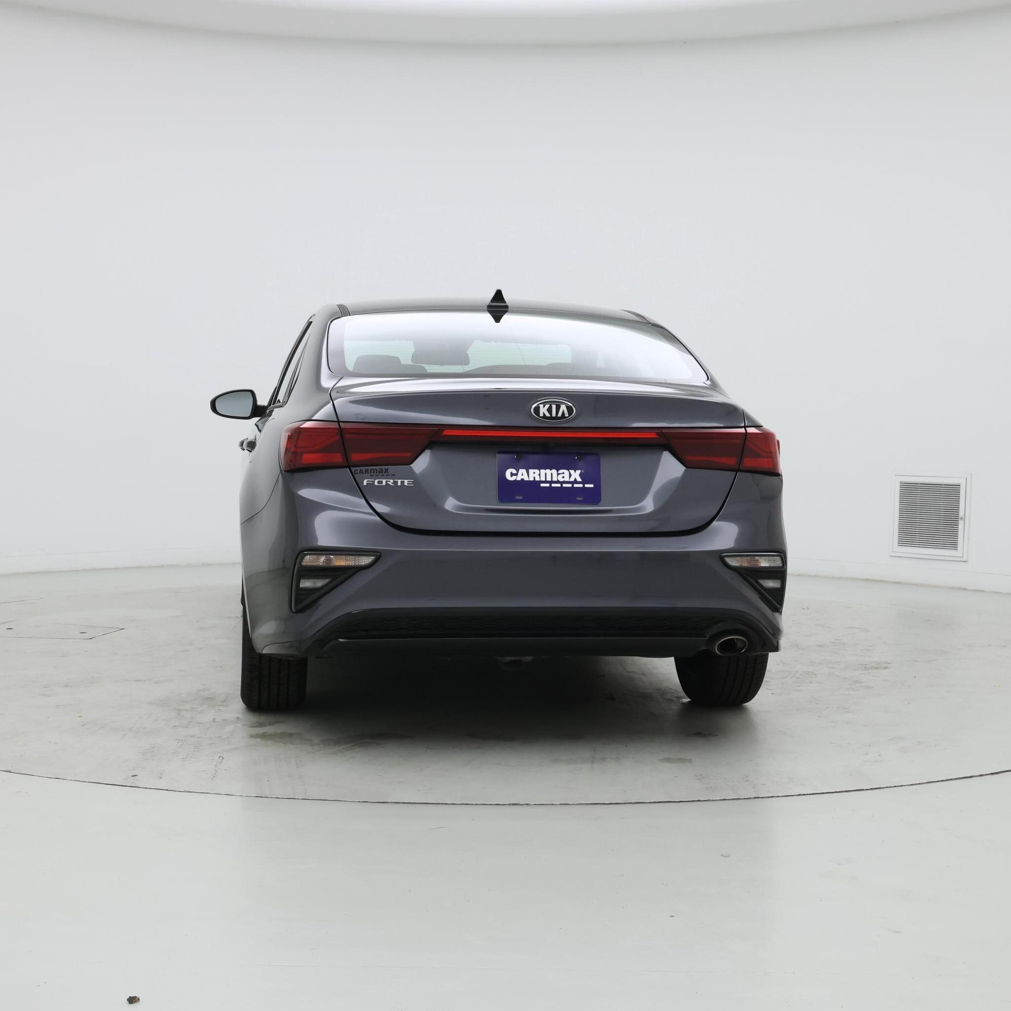 Thumbnail: 2020 Kia Forte - 6