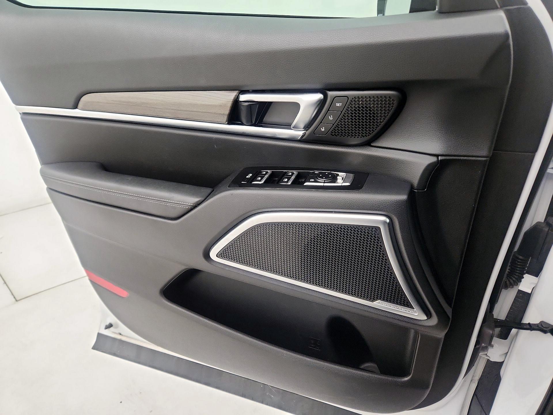 Thumbnail: 2022 Kia Telluride - 12