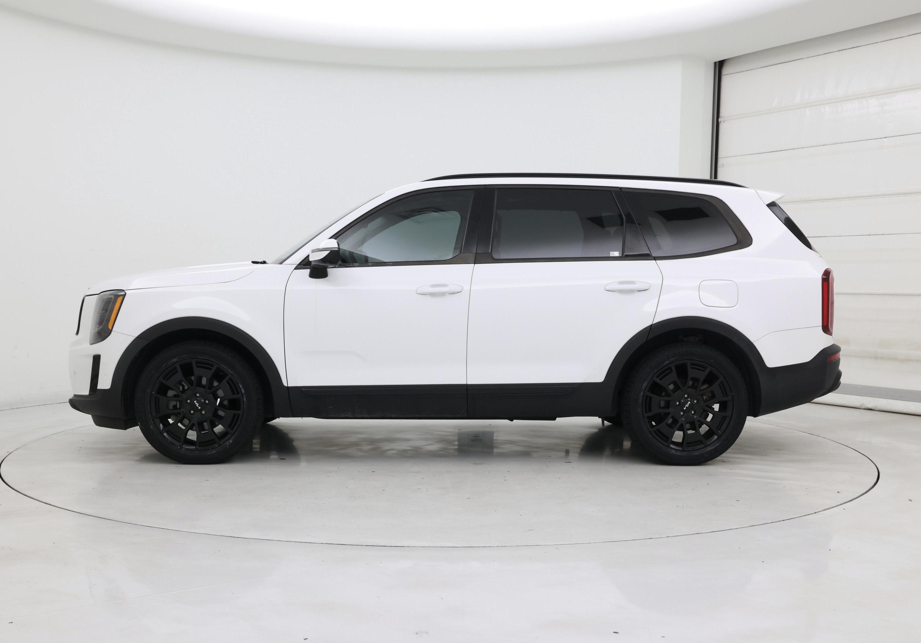 Thumbnail: 2022 Kia Telluride - 3