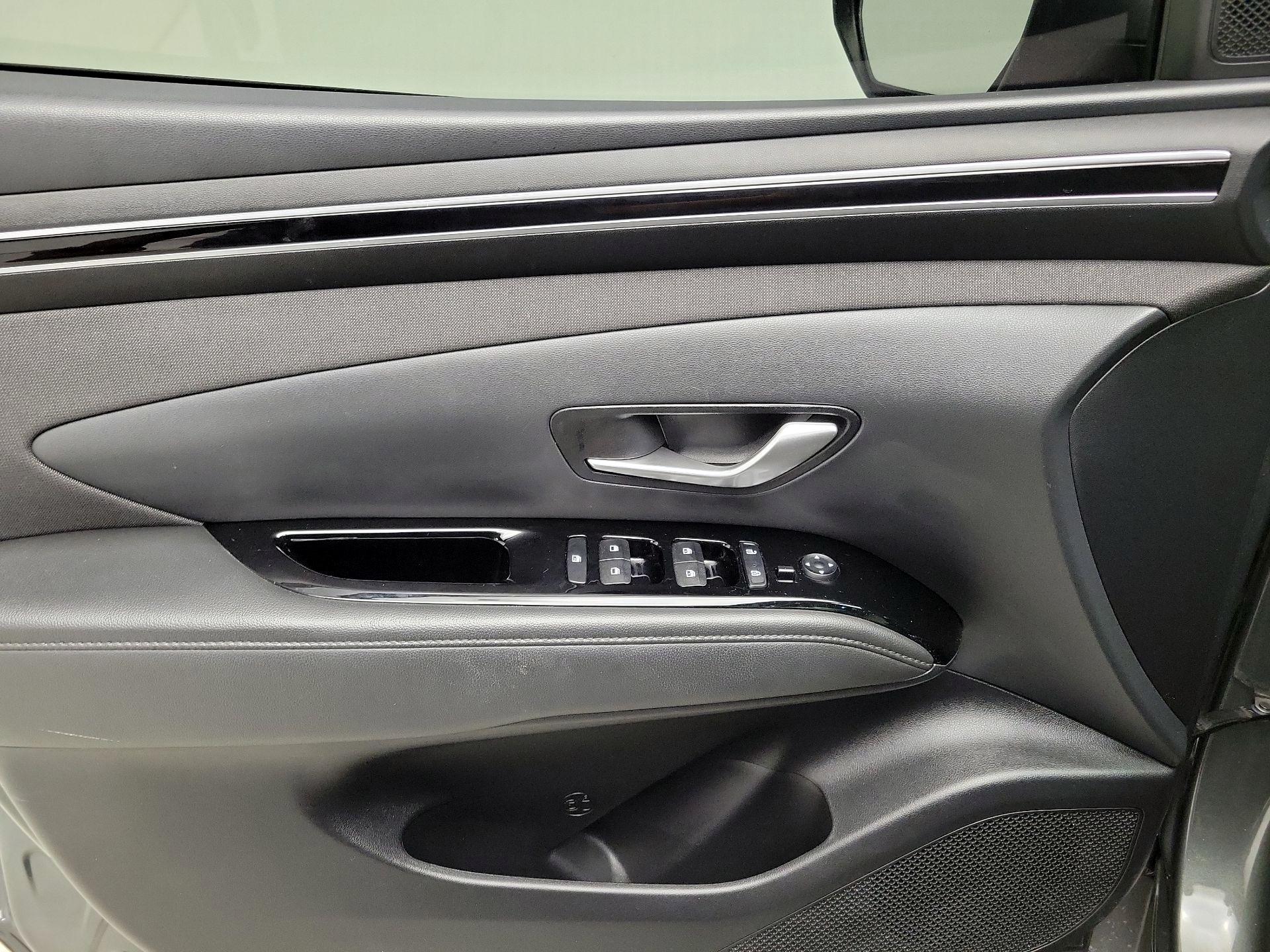 Thumbnail: 2022 Hyundai Tucson - 12