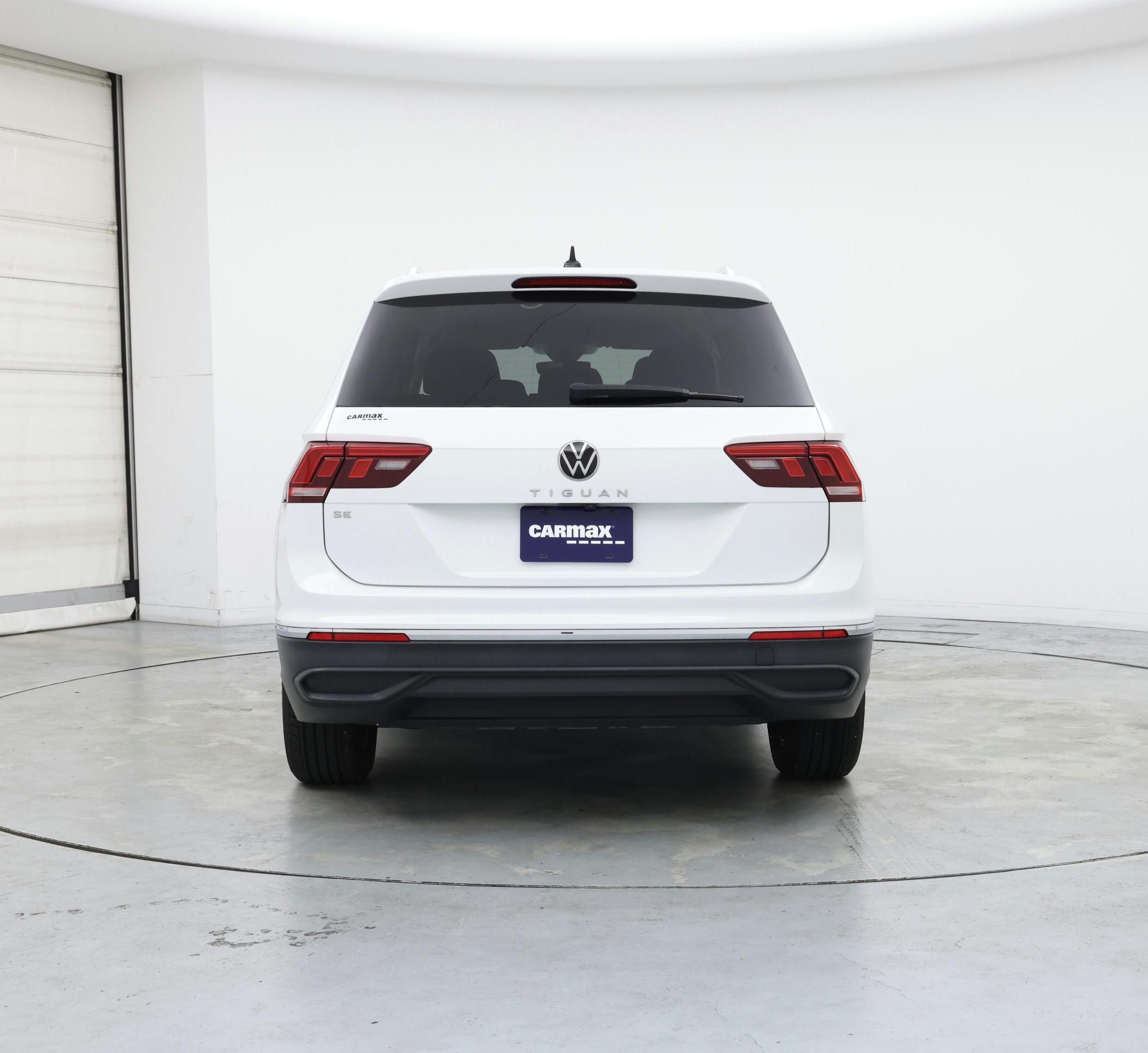 Thumbnail: 2022 Volkswagen Tiguan - 6