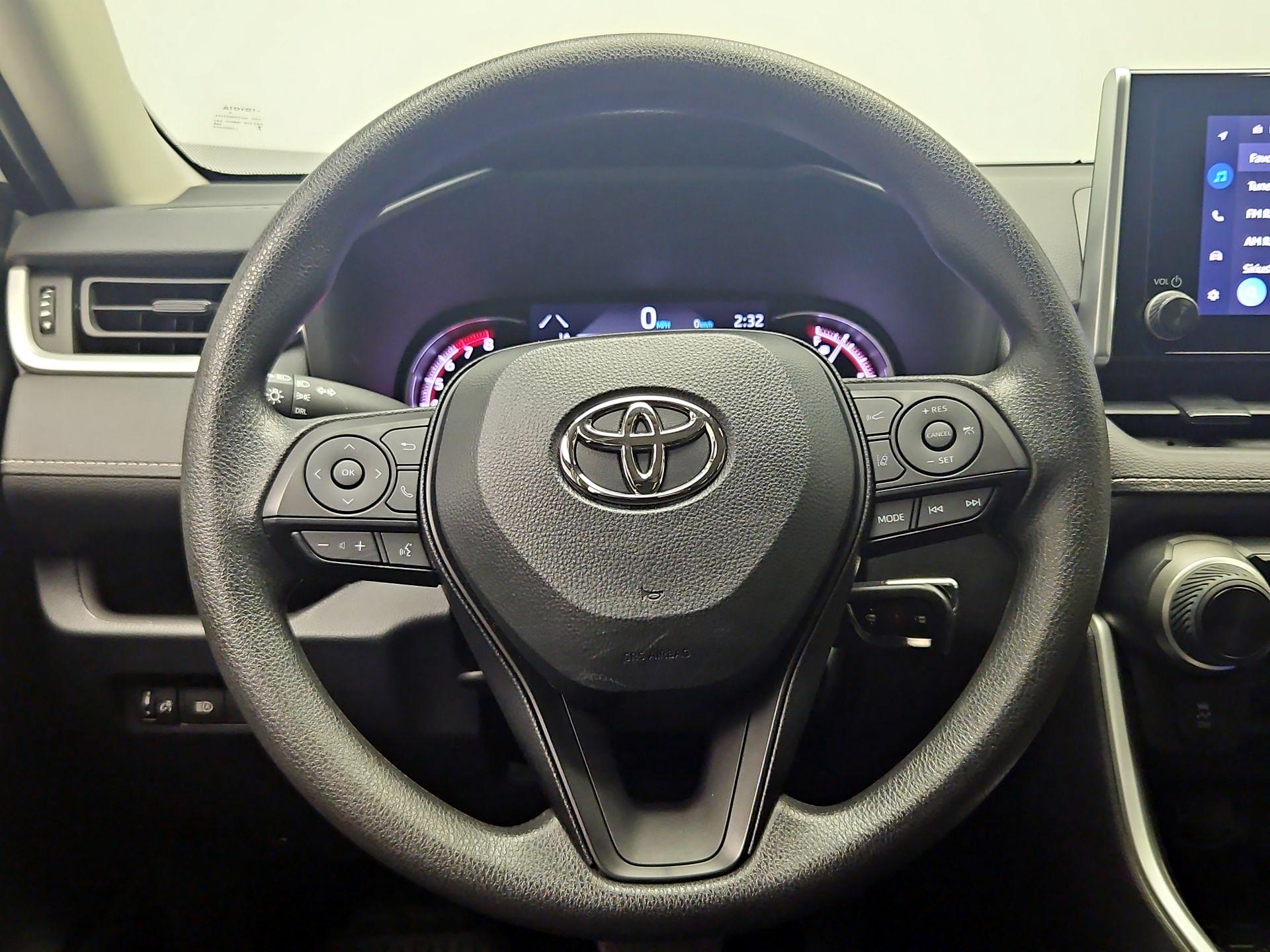 Thumbnail: 2023 Toyota RAV4 - 10