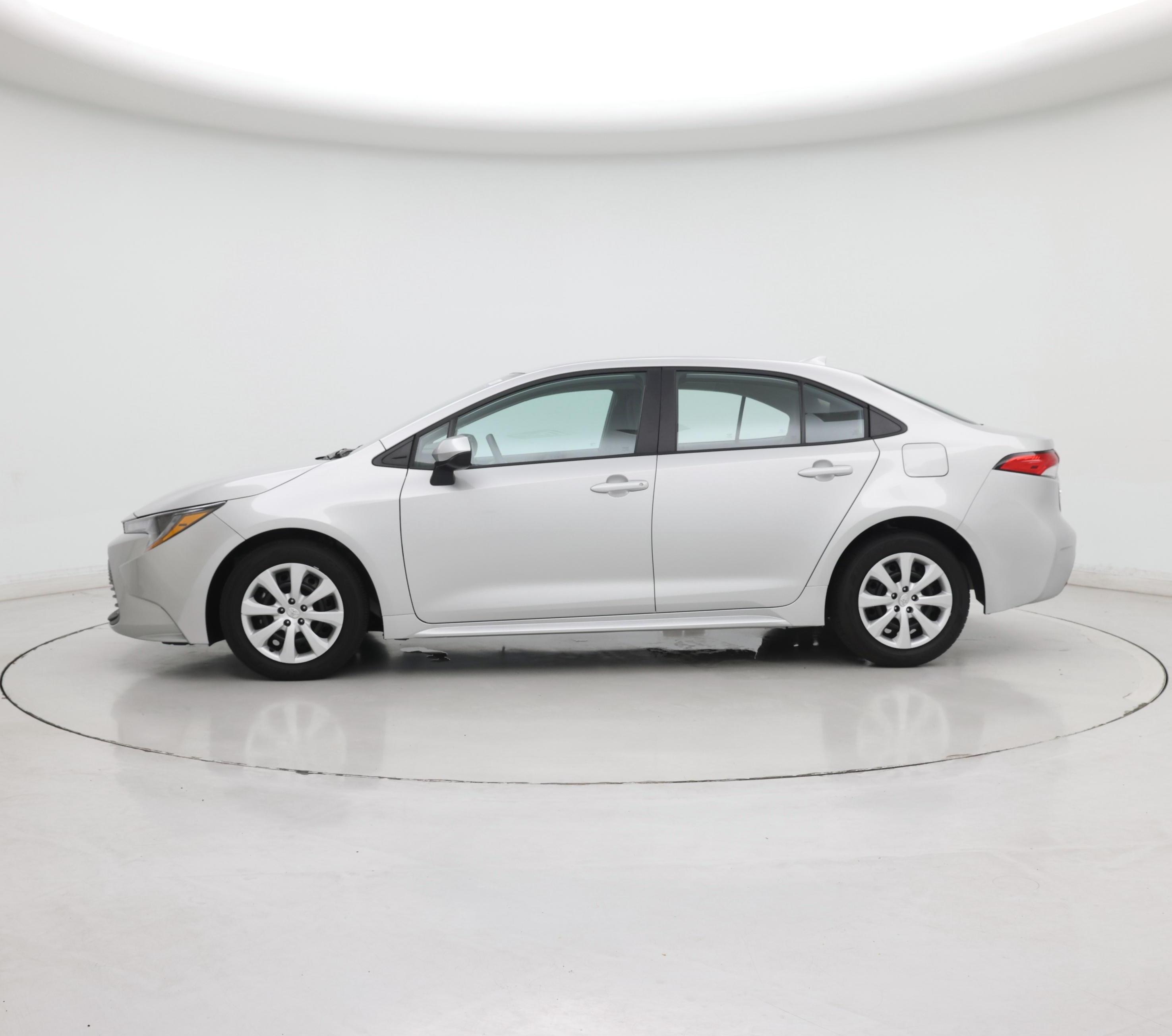 Thumbnail: 2024 Toyota Corolla - 3