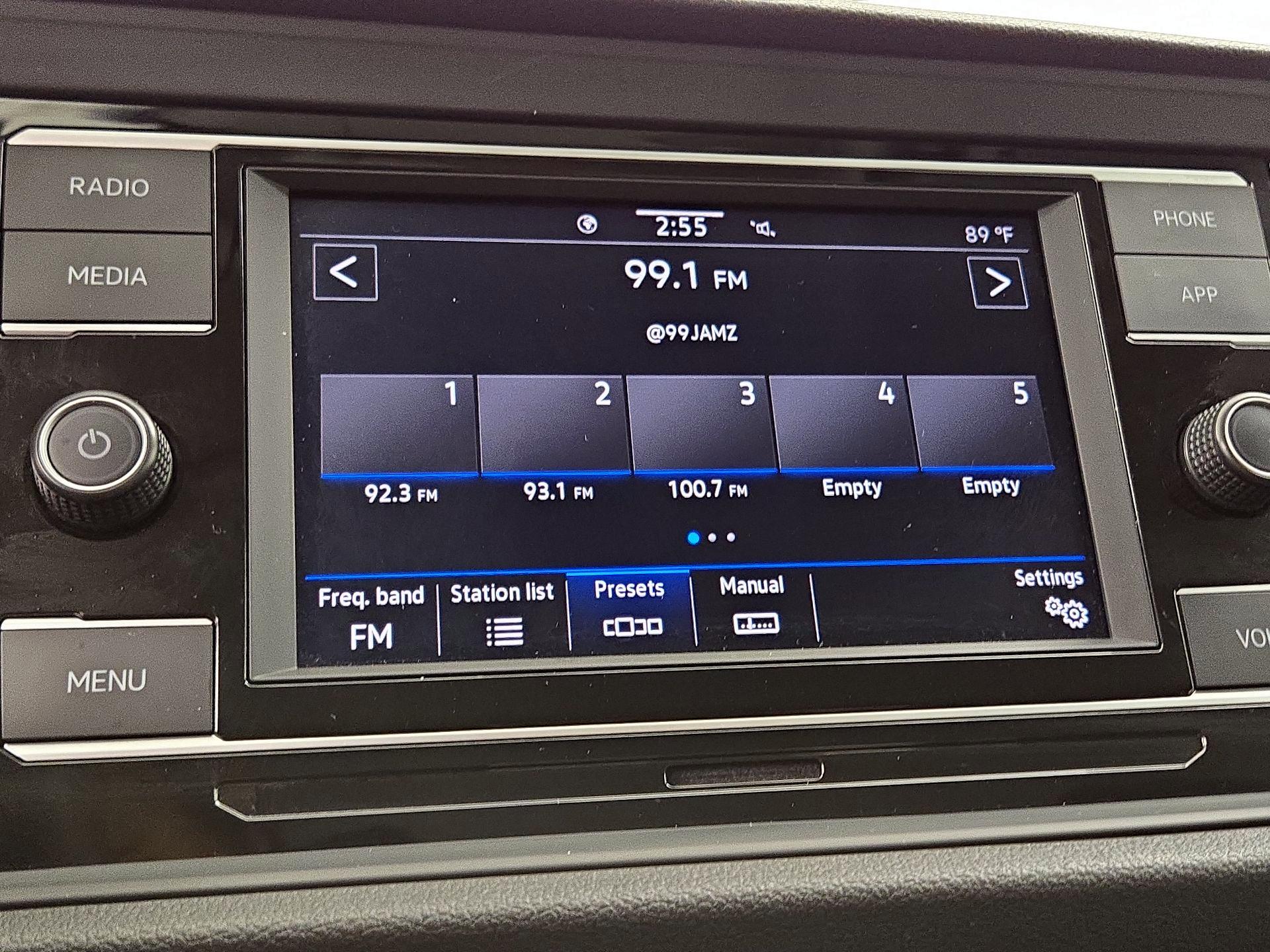 Thumbnail: 2021 Volkswagen Jetta - 15