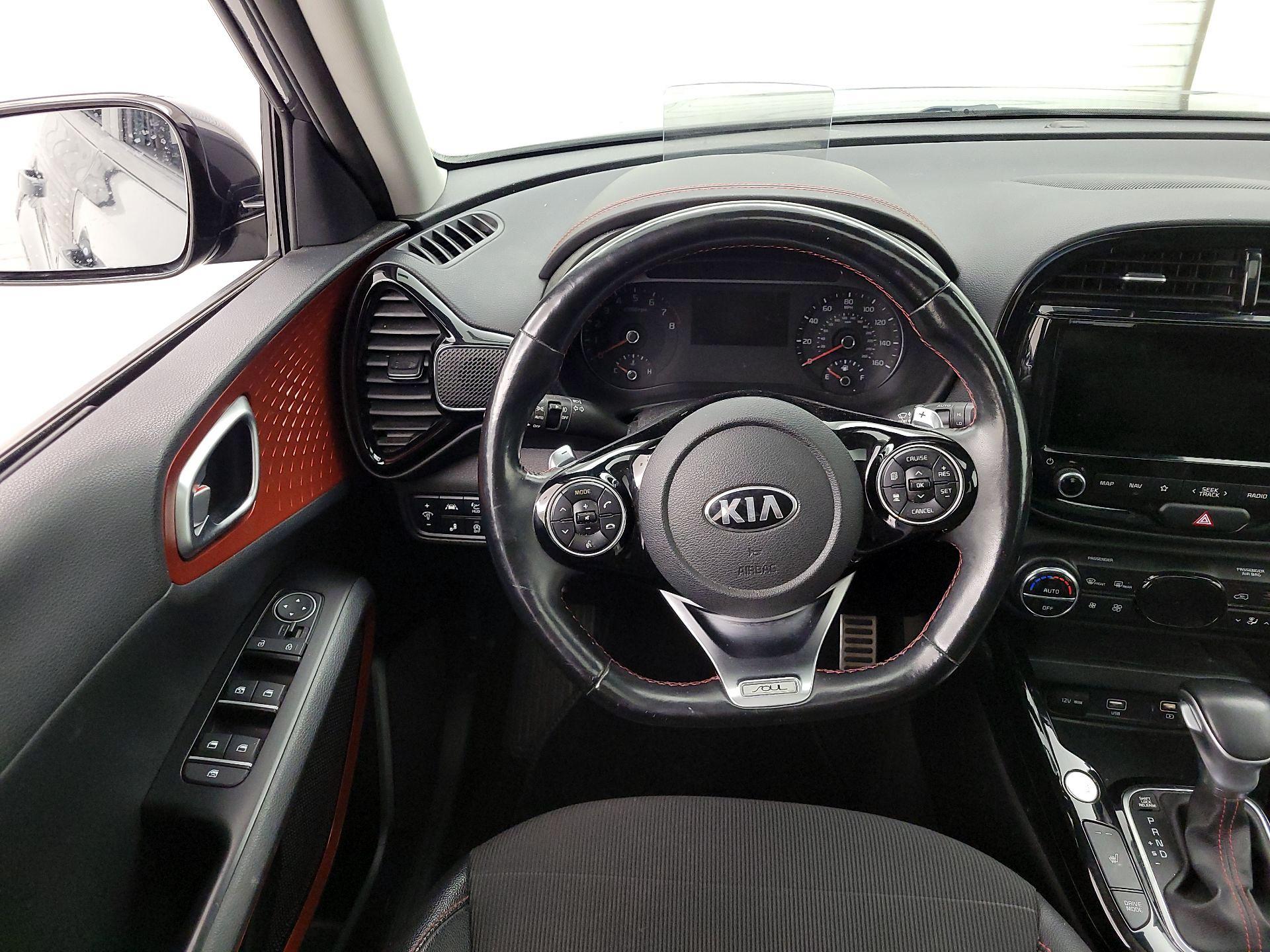 Thumbnail: 2021 Kia Soul - 10