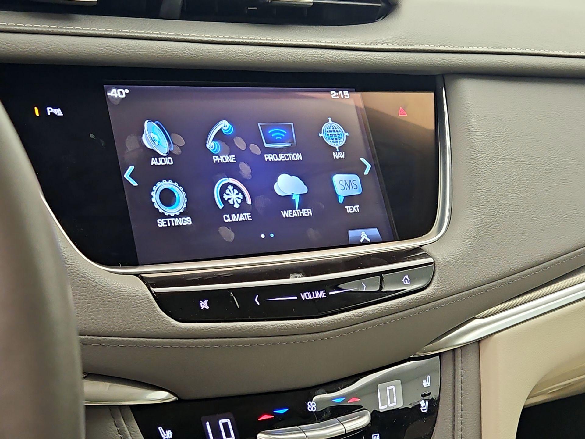 Thumbnail: 2017 Cadillac XT5 - 16