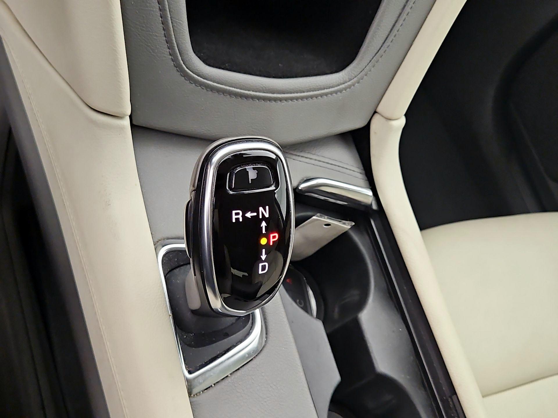 Thumbnail: 2017 Cadillac XT5 - 18