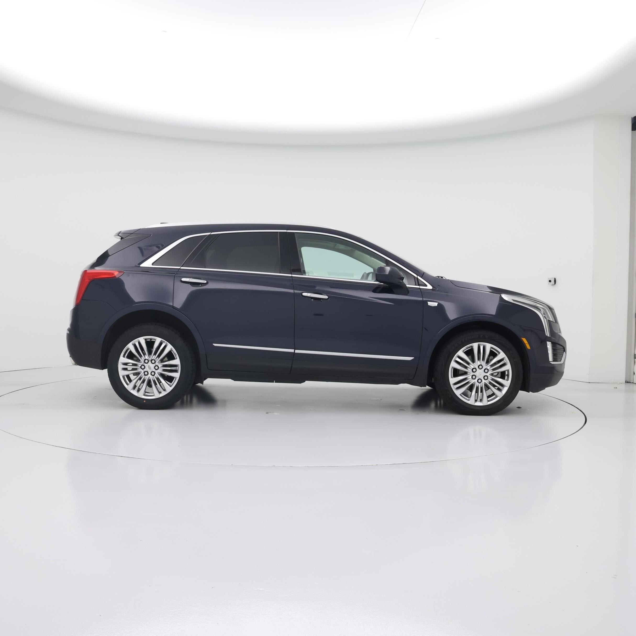 Thumbnail: 2017 Cadillac XT5 - 7