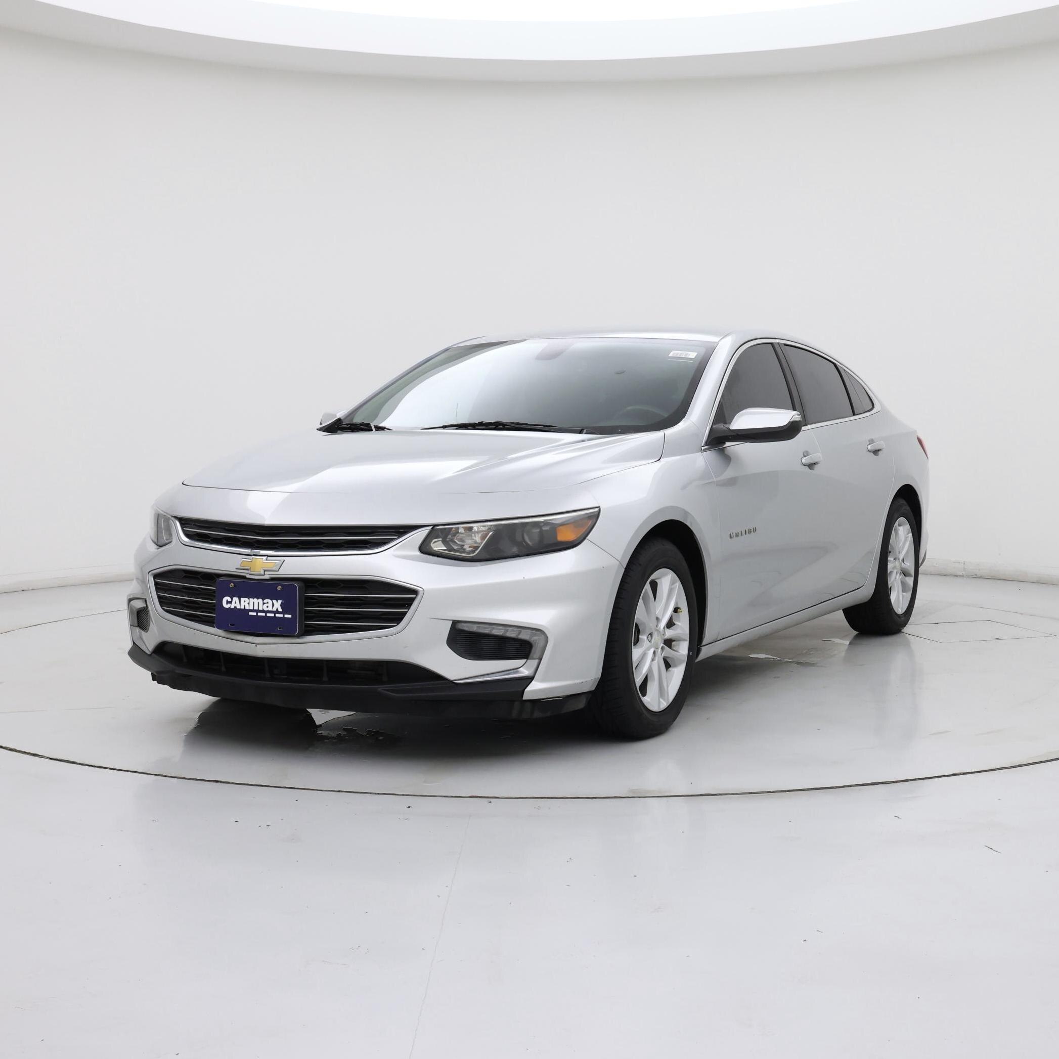 Thumbnail: 2016 Chevrolet Malibu - 4