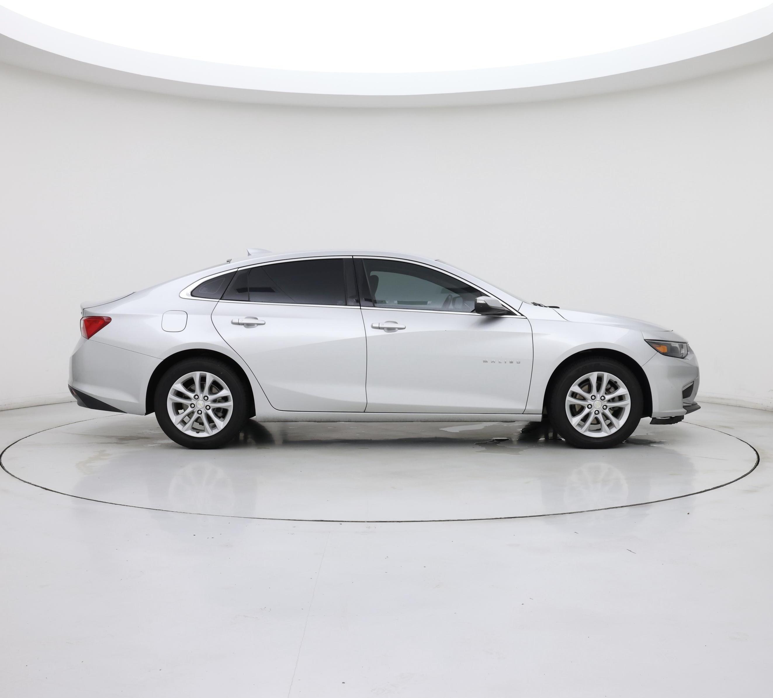 Thumbnail: 2016 Chevrolet Malibu - 7