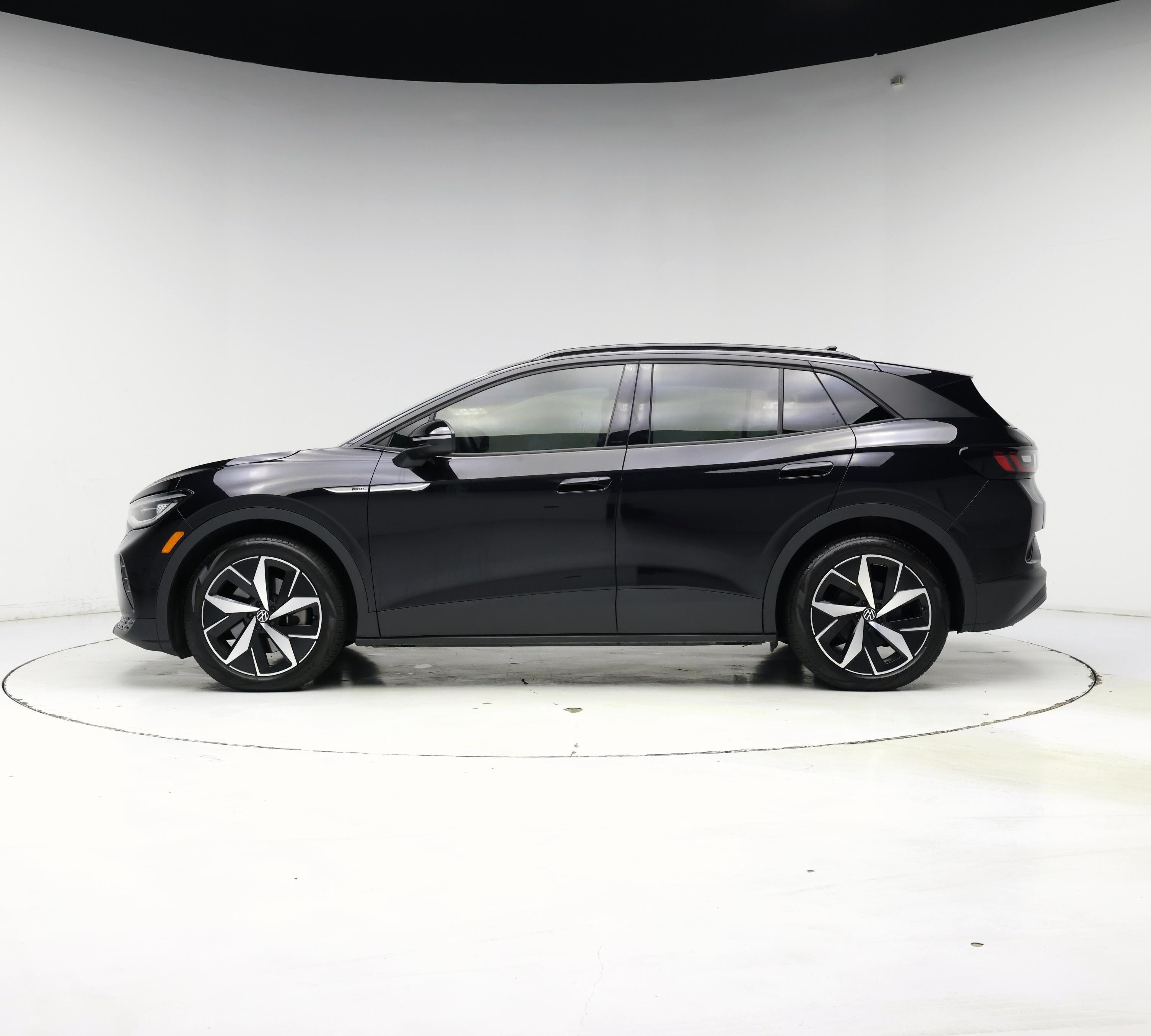Thumbnail: 2023 Volkswagen ID.4 - 3