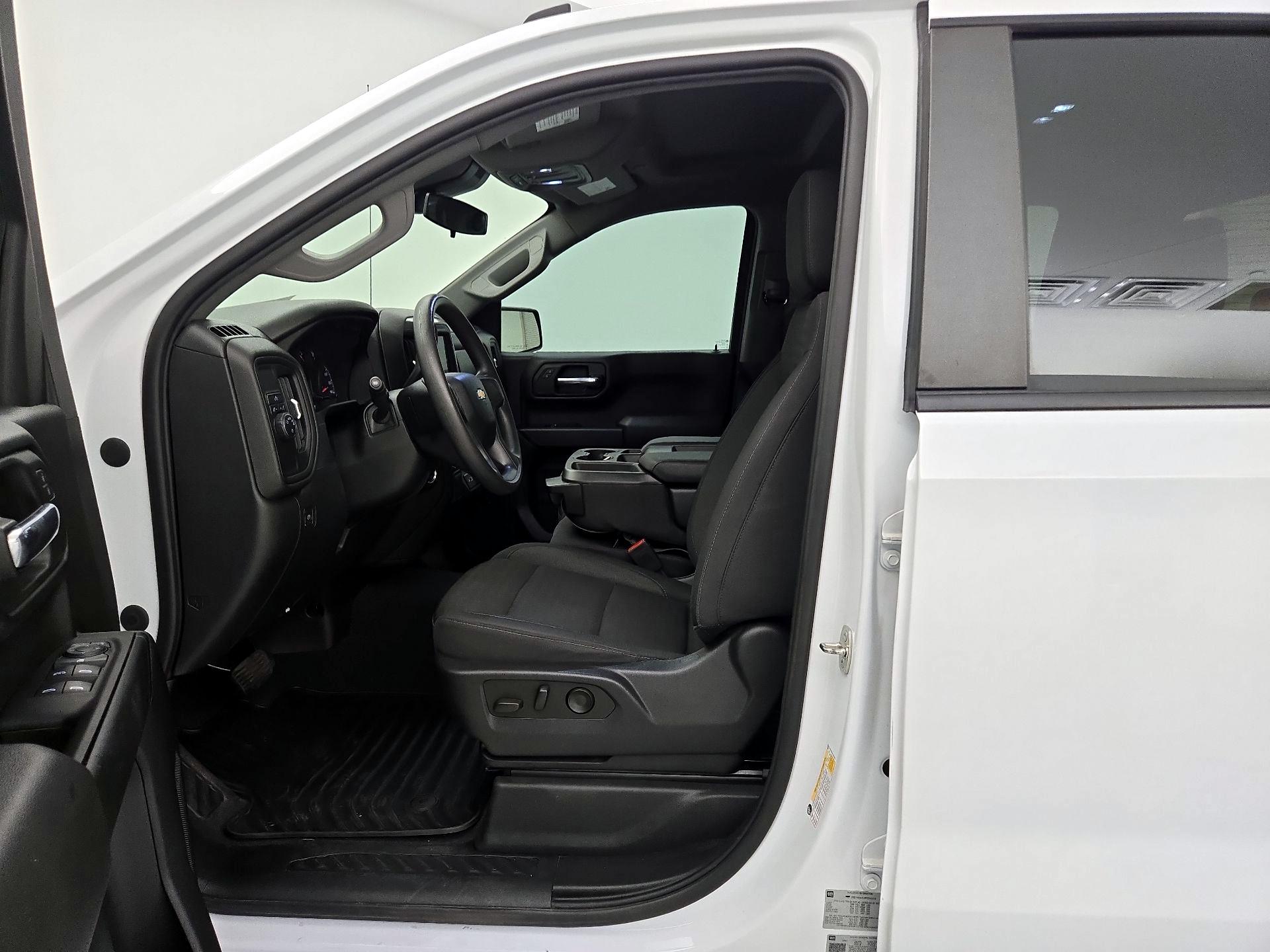 Thumbnail: 2023 Chevrolet Silverado 1500 - 11