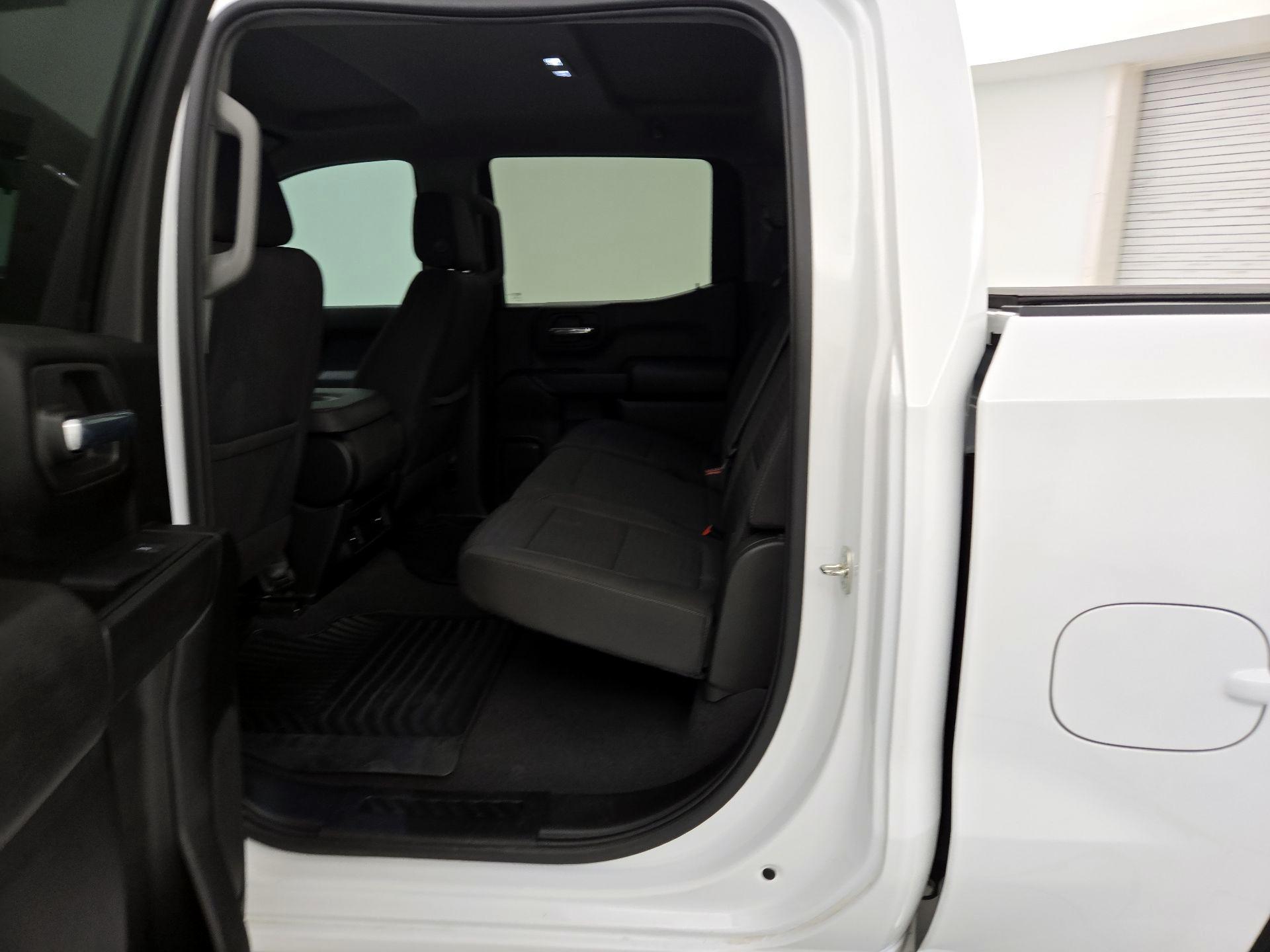 Thumbnail: 2023 Chevrolet Silverado 1500 - 19