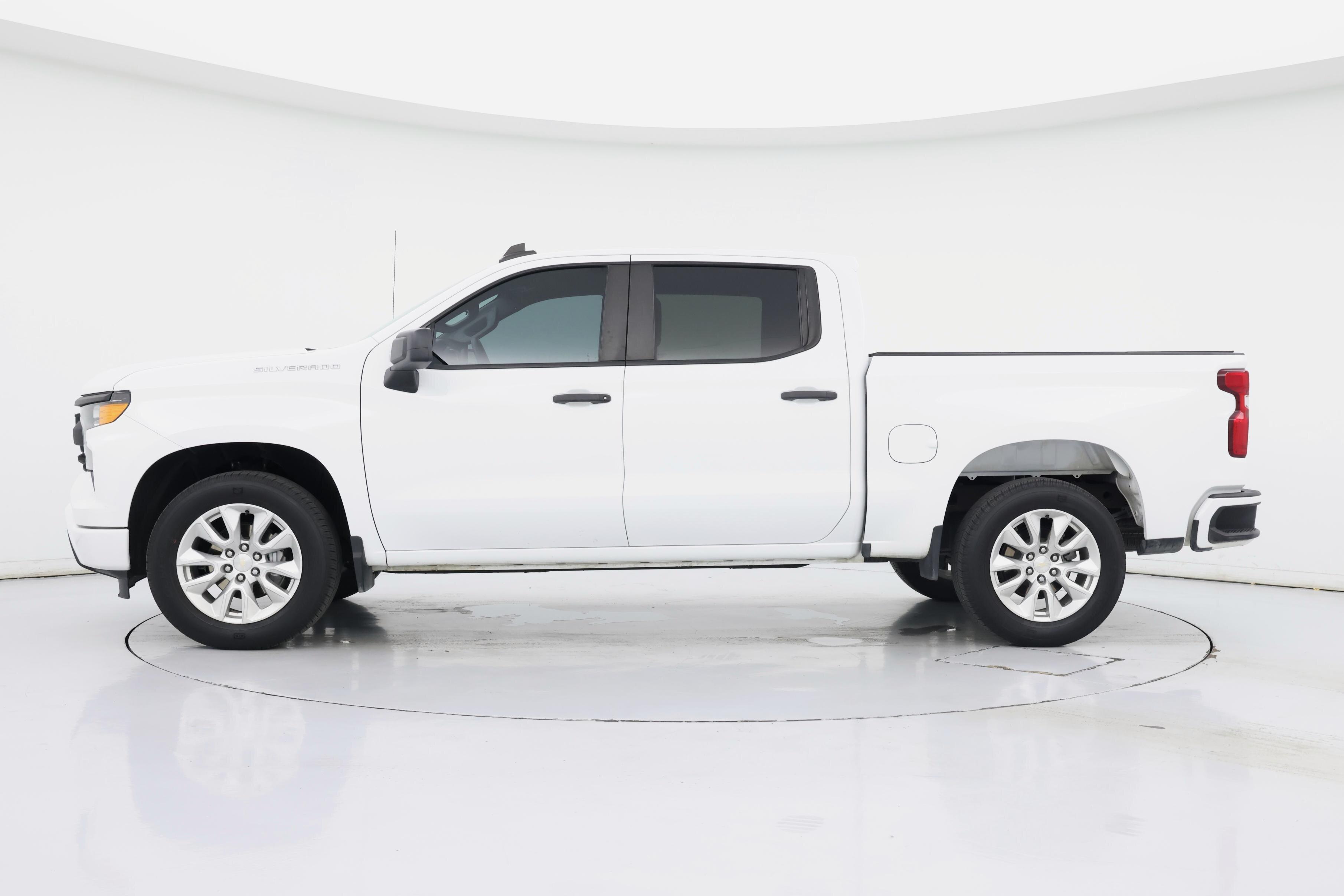 Thumbnail: 2023 Chevrolet Silverado 1500 - 3