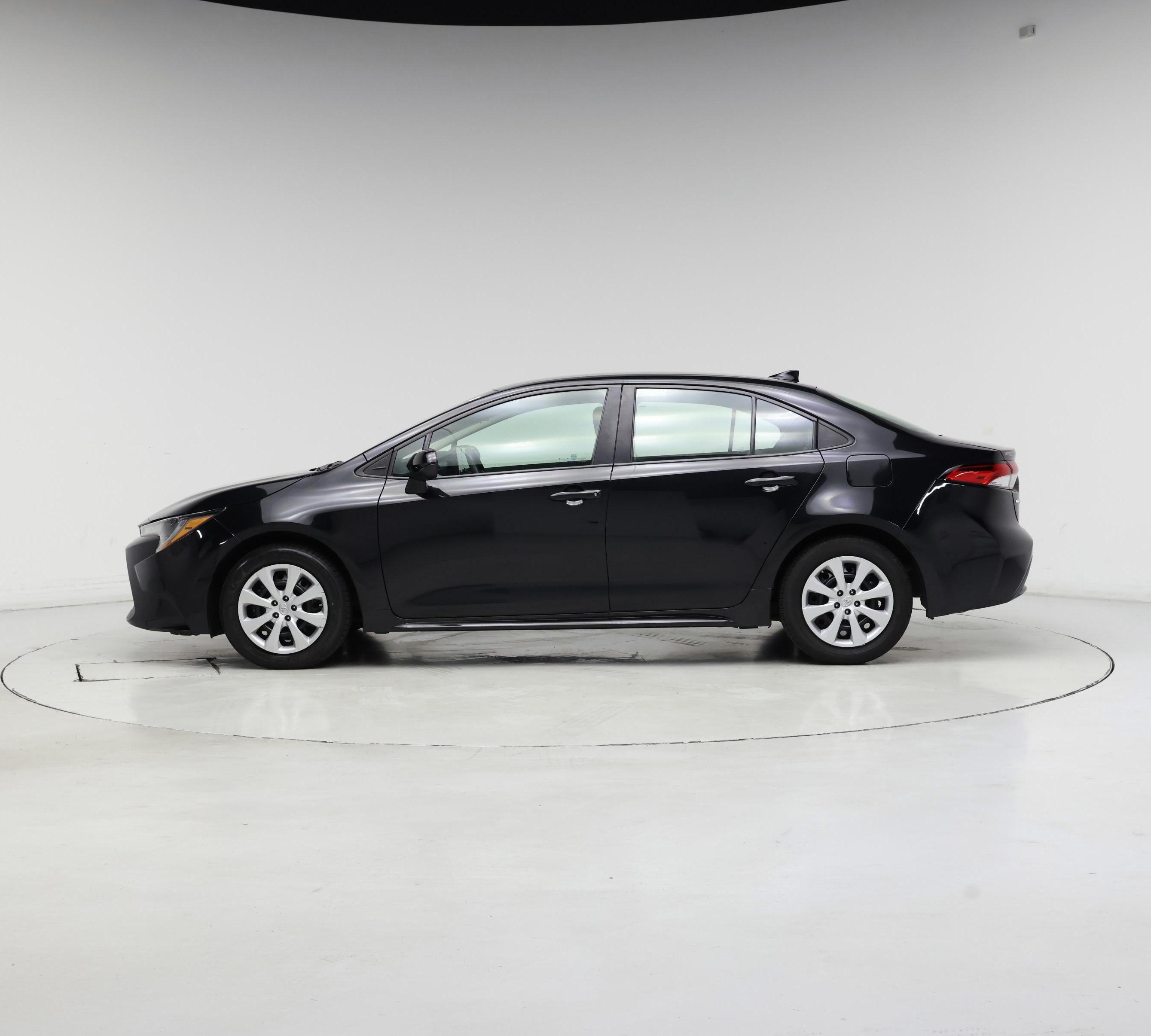 Thumbnail: 2022 Toyota Corolla - 3