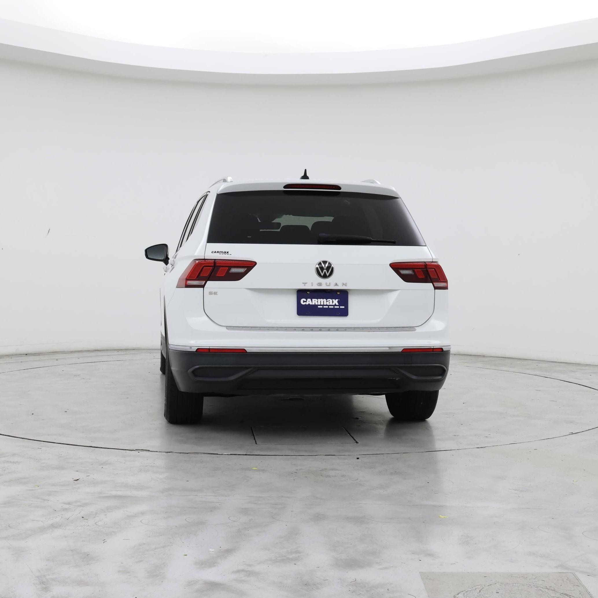 Thumbnail: 2022 Volkswagen Tiguan - 6