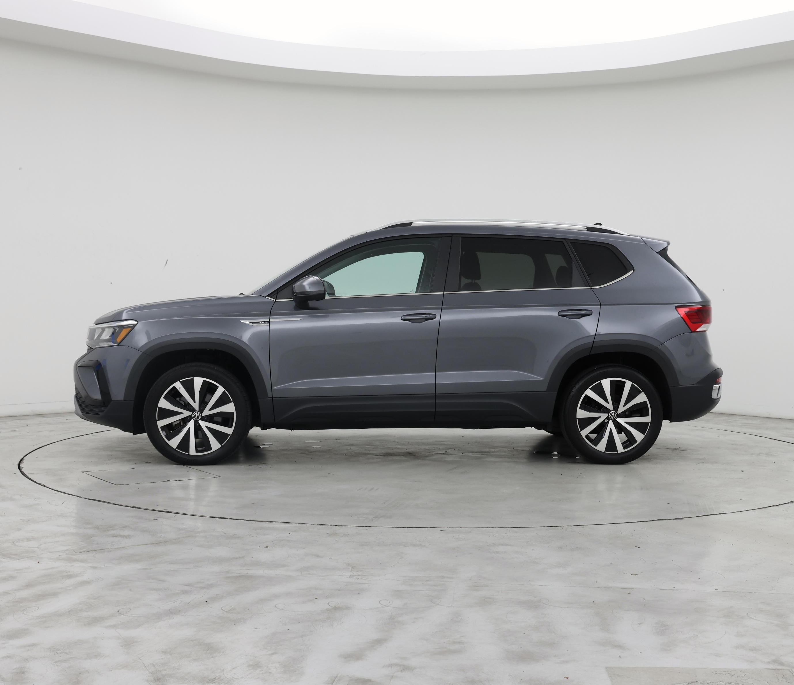 Thumbnail: 2023 Volkswagen Taos - 3