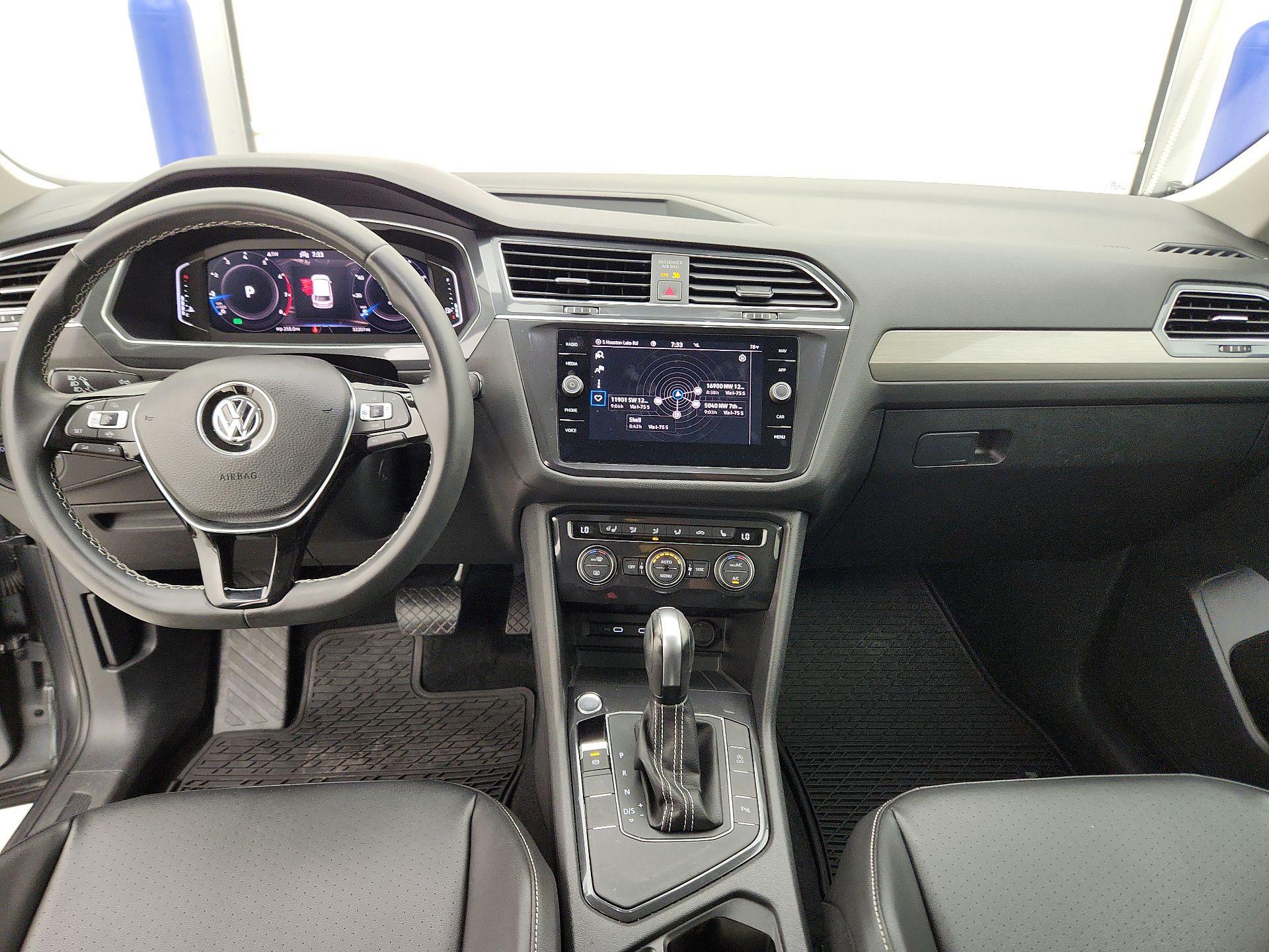Thumbnail: 2021 Volkswagen Tiguan - 9