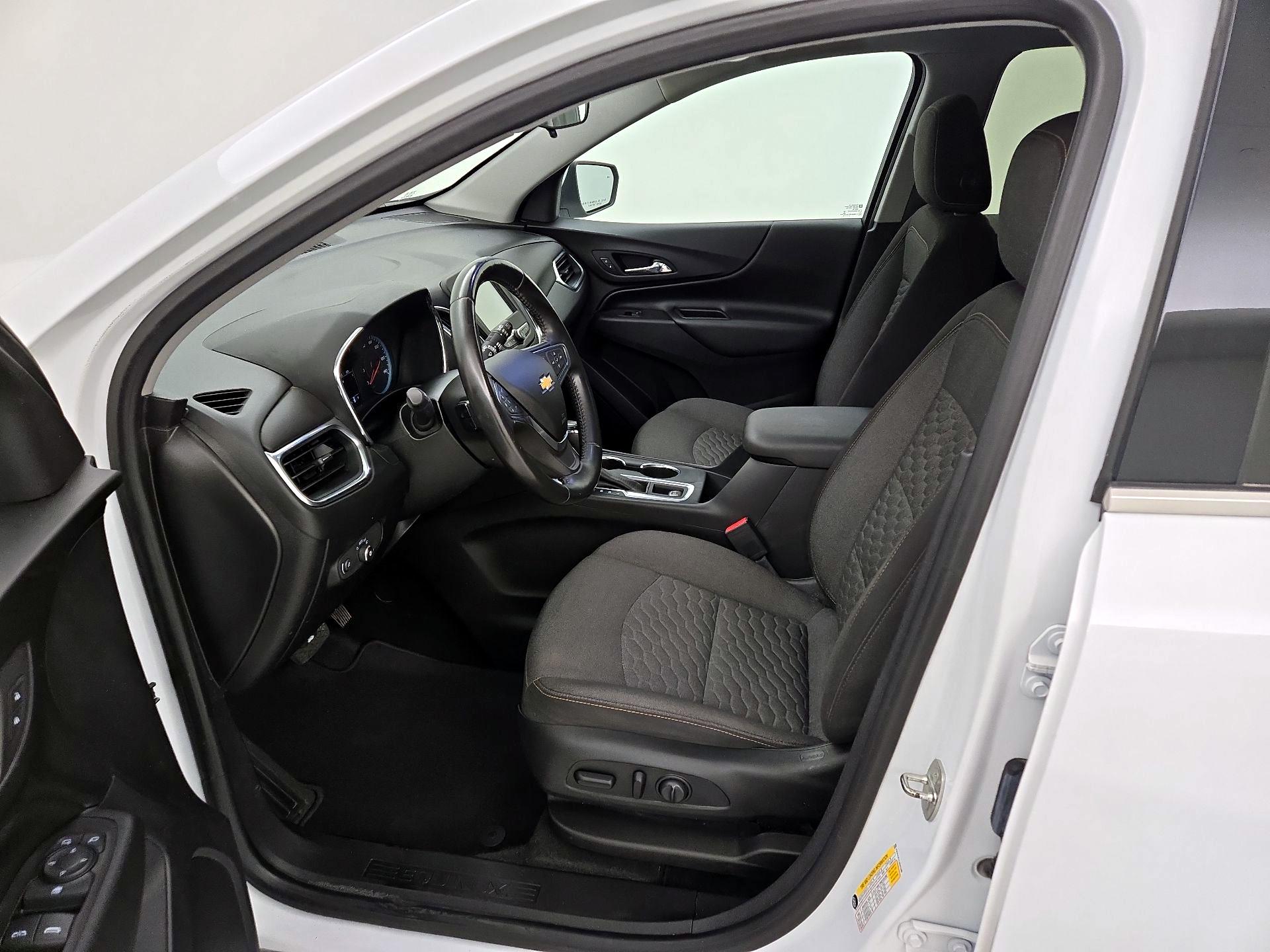 Thumbnail: 2018 Chevrolet Equinox - 11