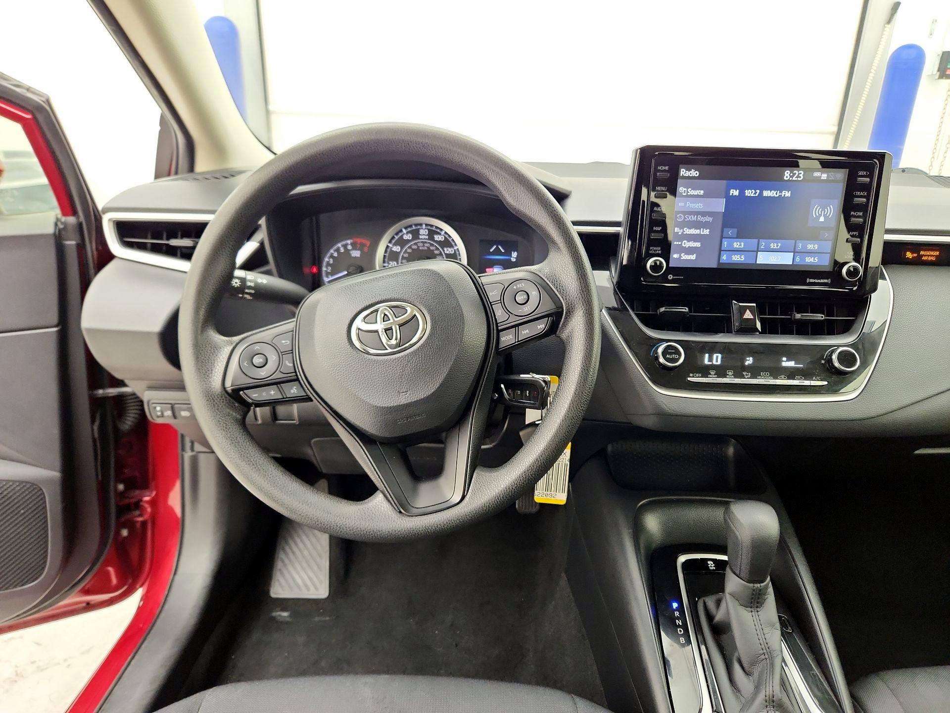 Thumbnail: 2022 Toyota Corolla - 10