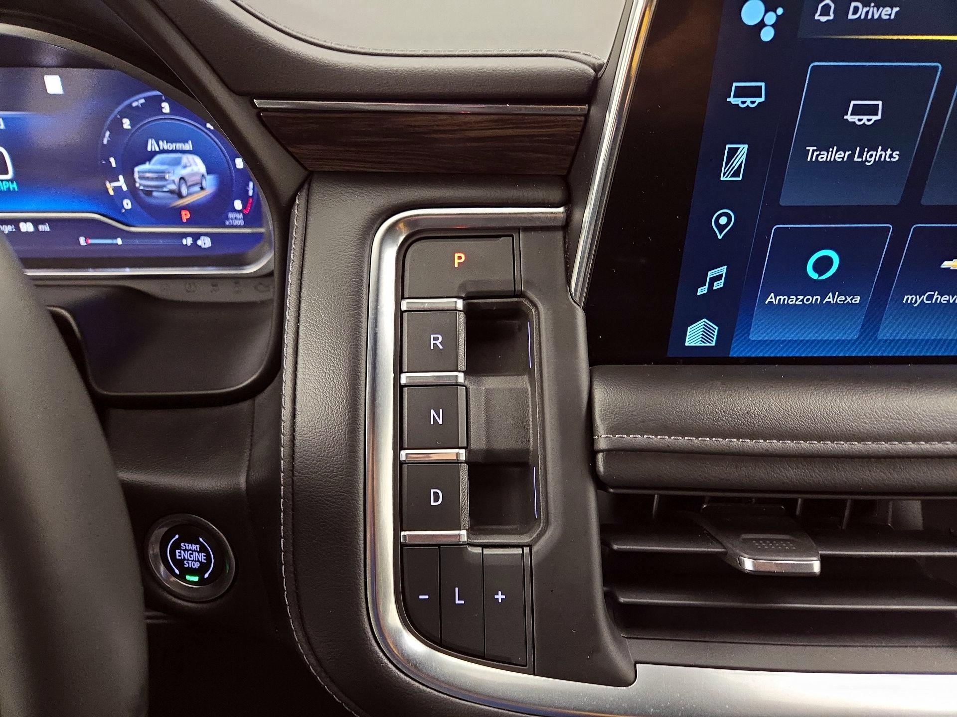Thumbnail: 2023 Chevrolet Suburban - 17