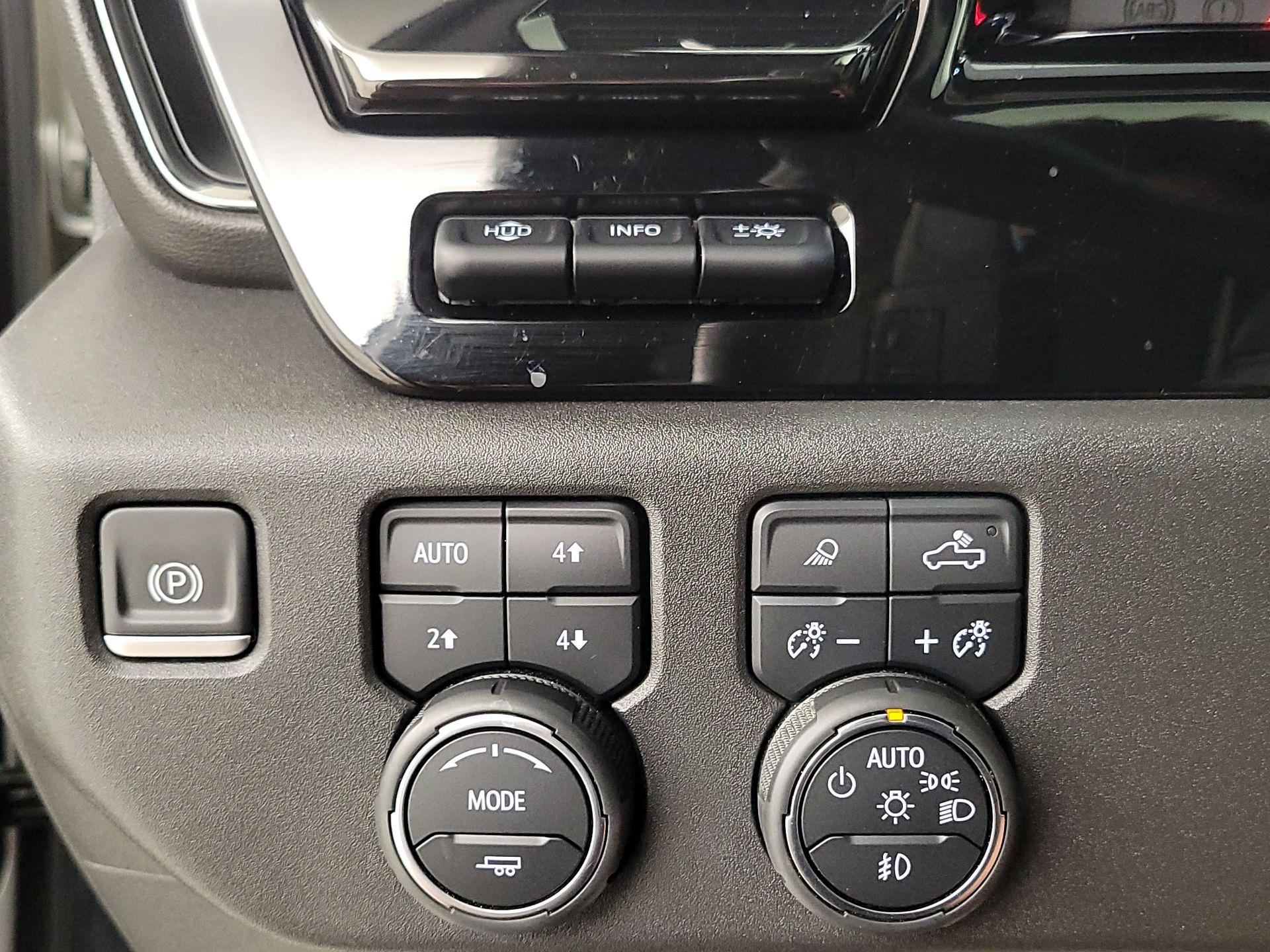 Thumbnail: 2022 Chevrolet Silverado 1500 - 13