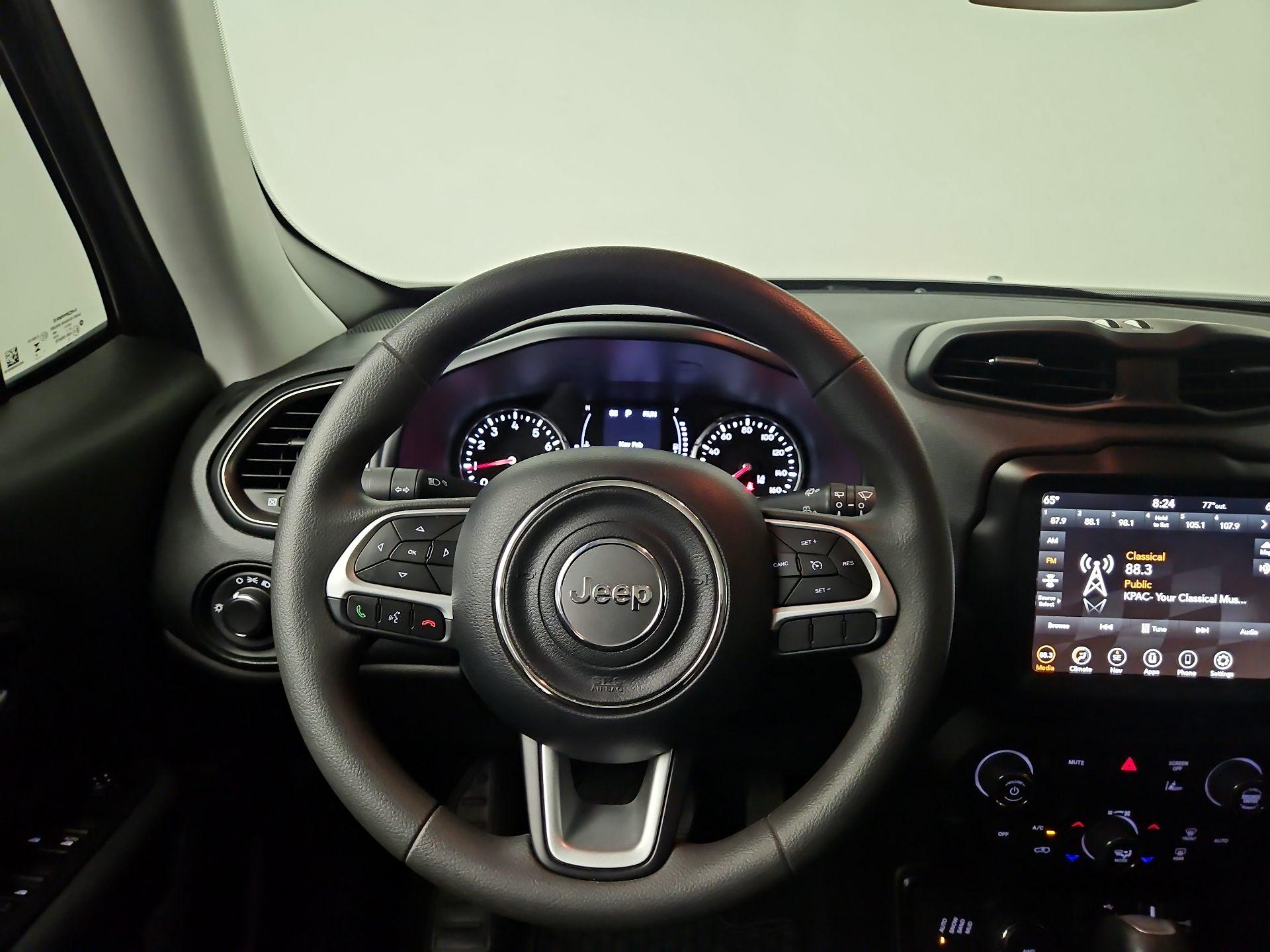 Thumbnail: 2023 Jeep Renegade - 10