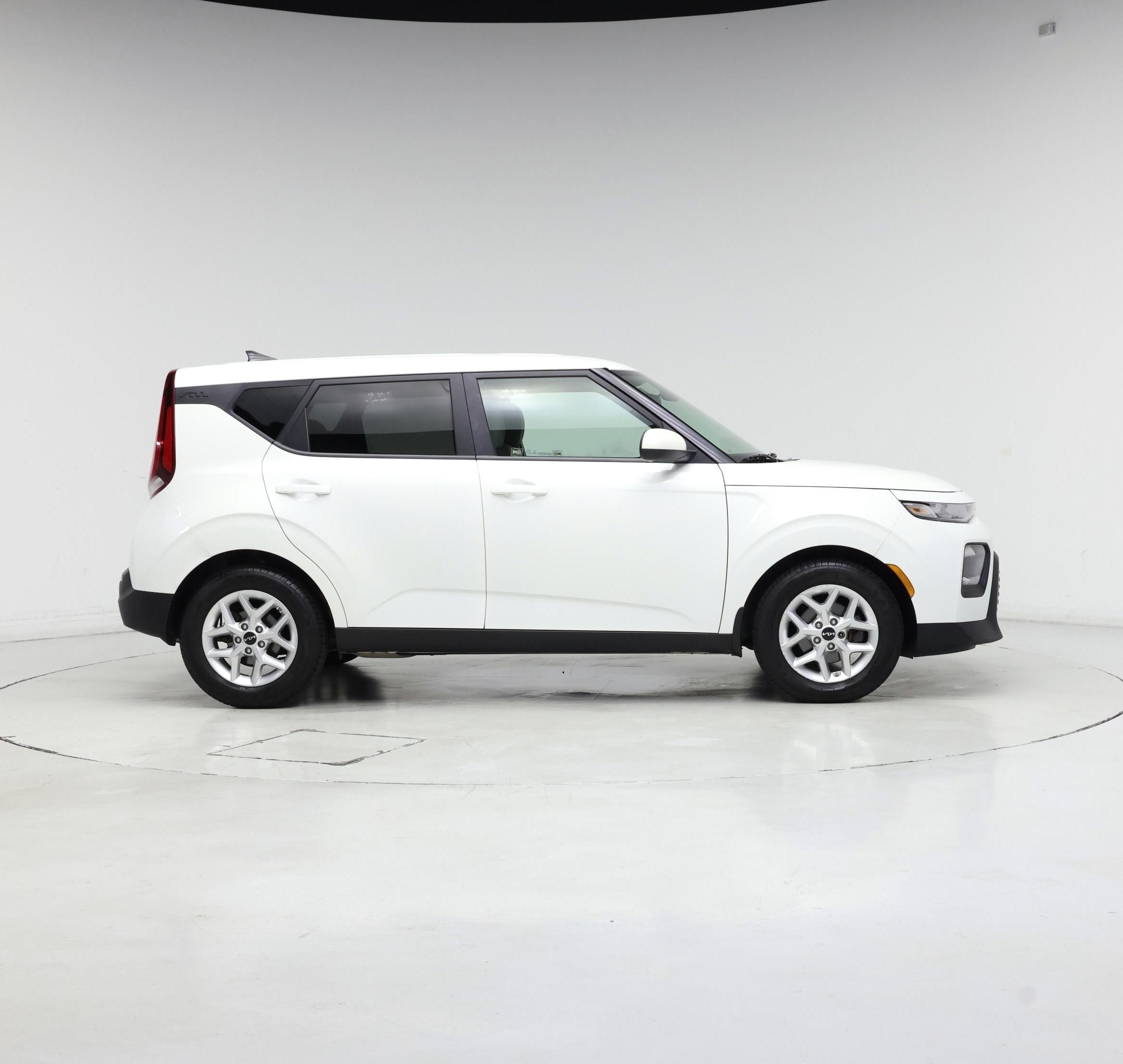 Thumbnail: 2022 Kia Soul - 7