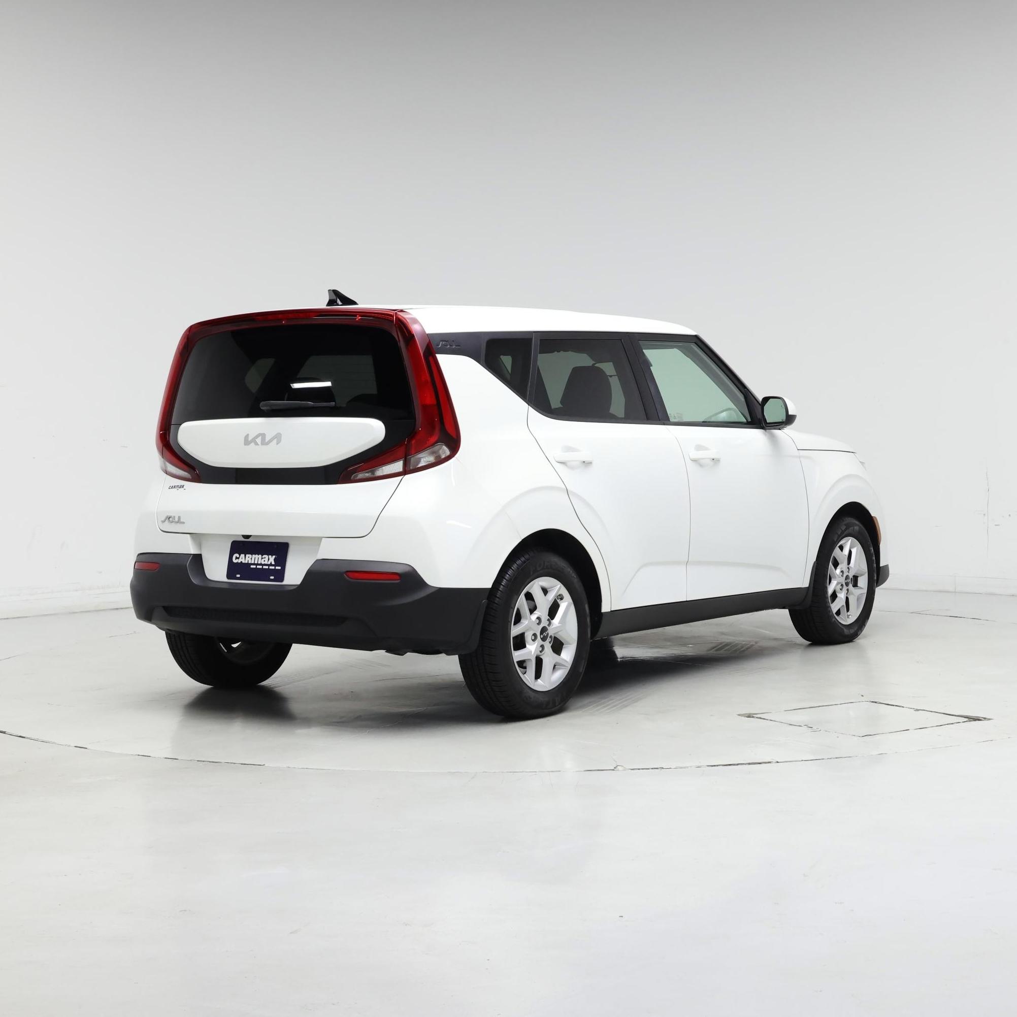 Thumbnail: 2022 Kia Soul - 8