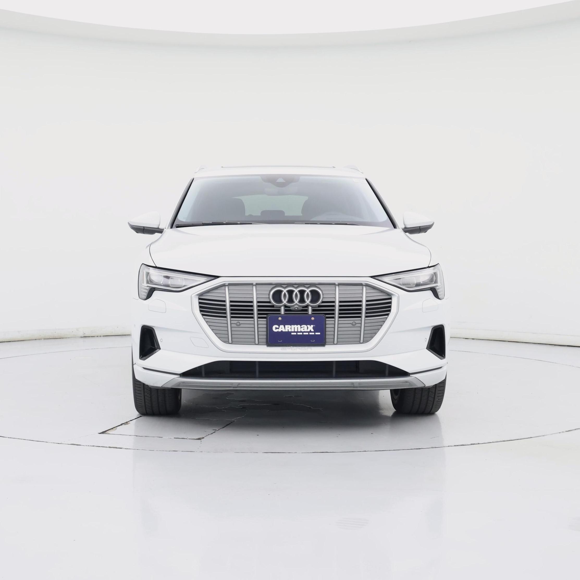 Thumbnail: 2019 Audi e-tron - 5