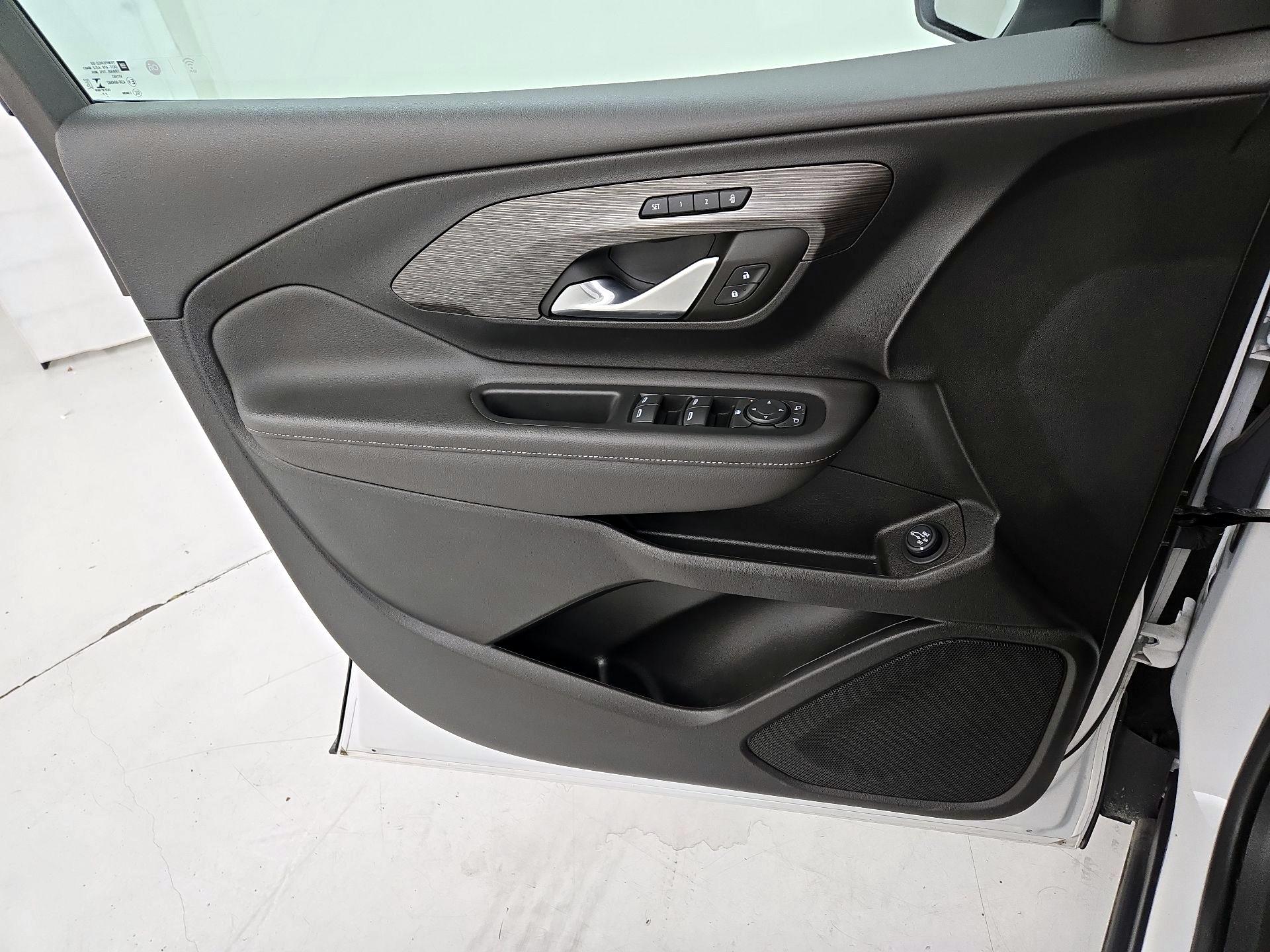 Thumbnail: 2023 GMC Terrain - 12